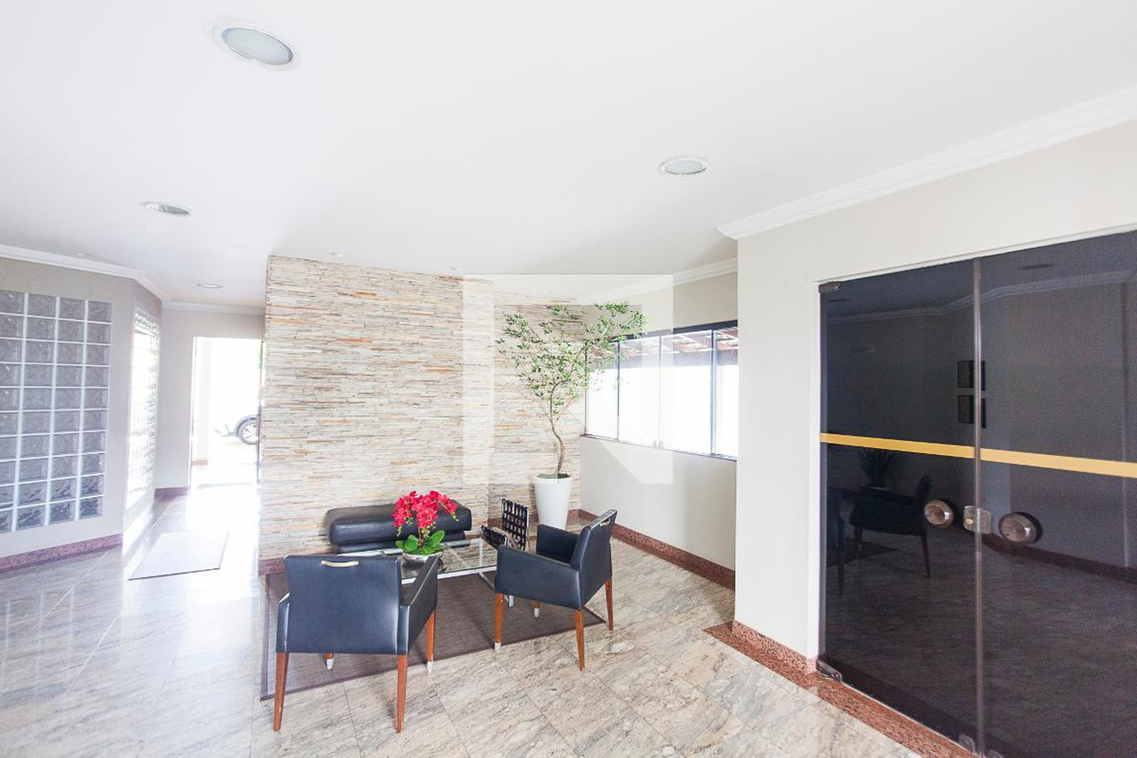 Hall de Entrada - Edifício Santa Maria do Caminho