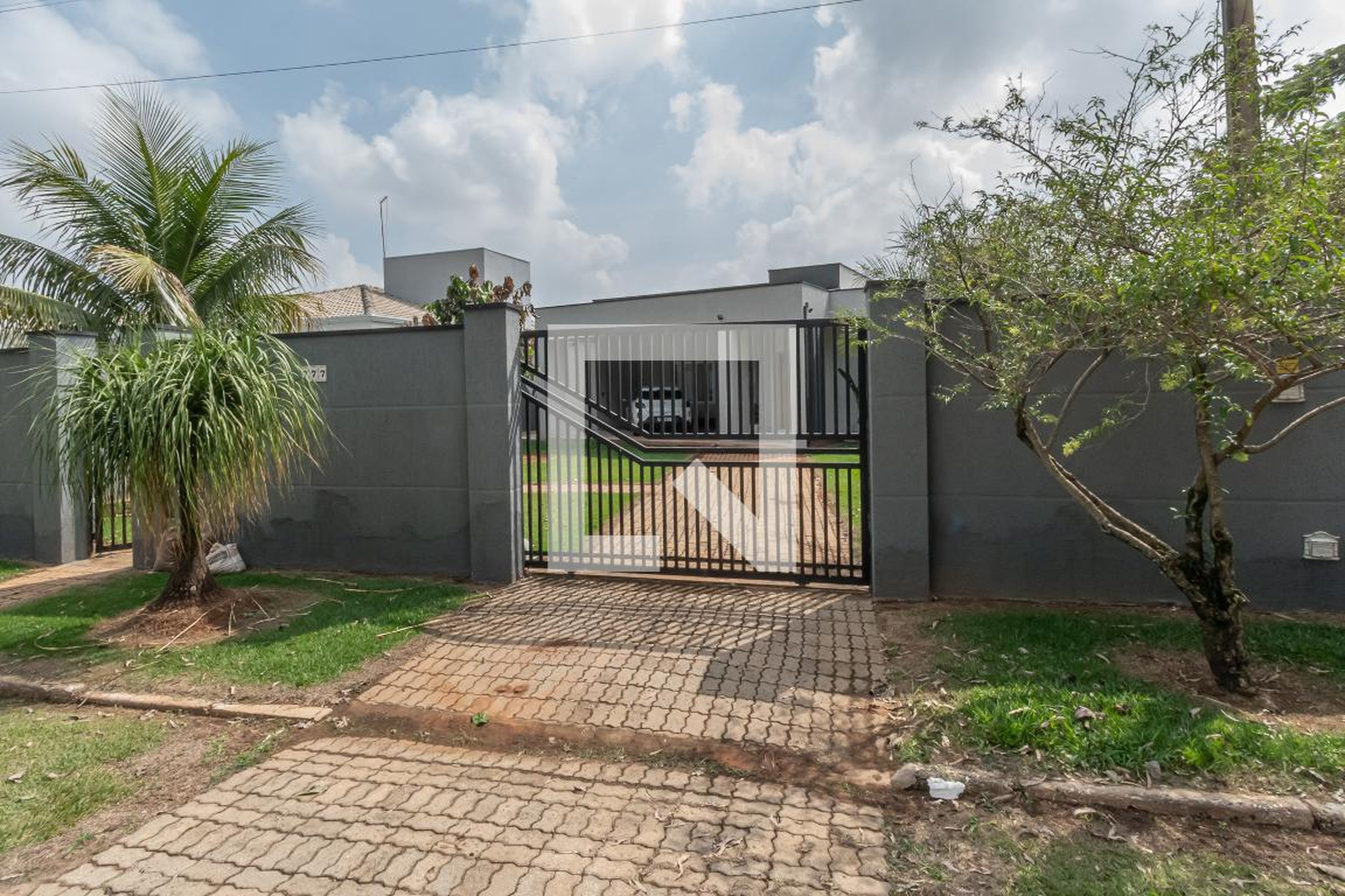 Fachada Condomínio em Alameda Roda D Água, 777