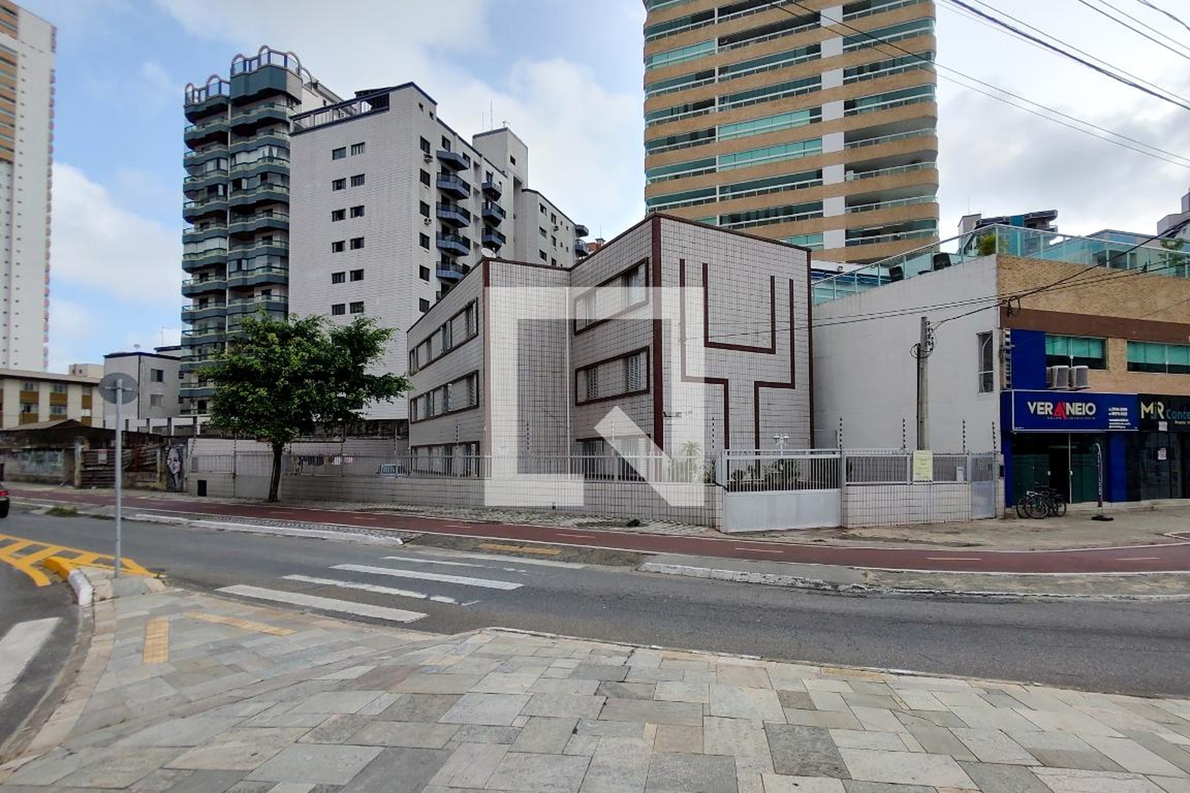 Fachada do Prédio Condomínio Araras