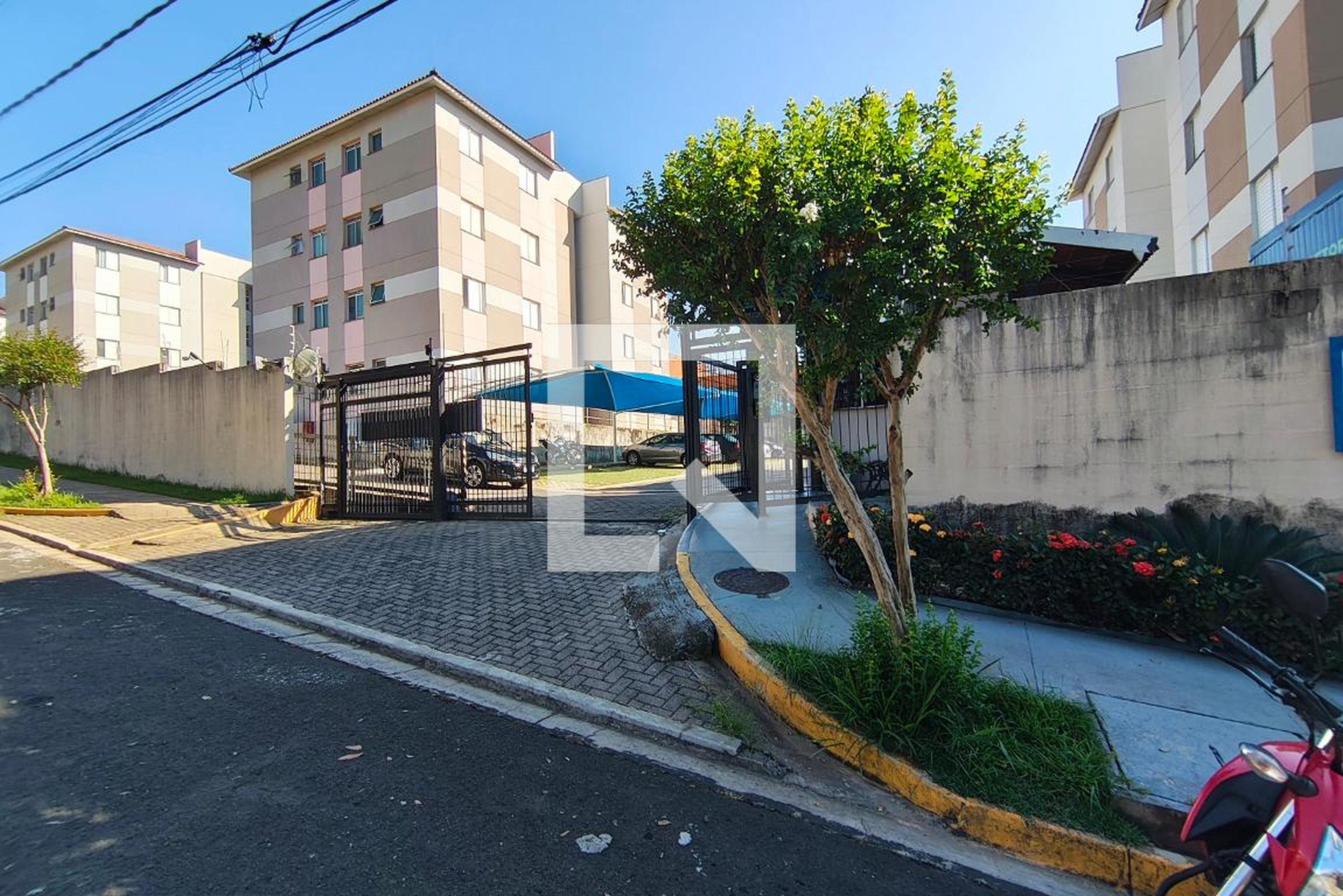 Fachada do Condomínio Condomínio Portal Dumont