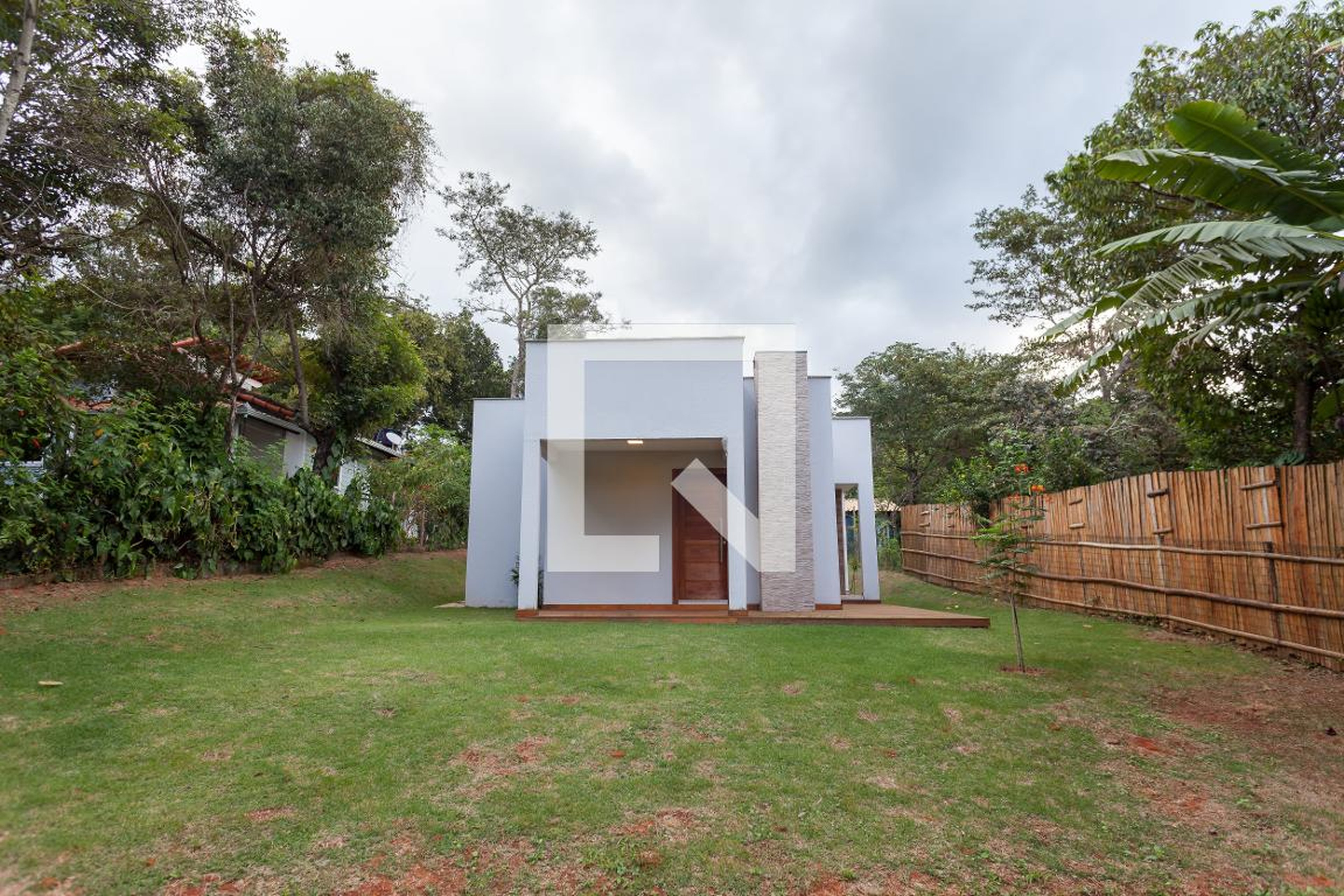 Fachada Condomínio em Alameda Maenduaba, 530