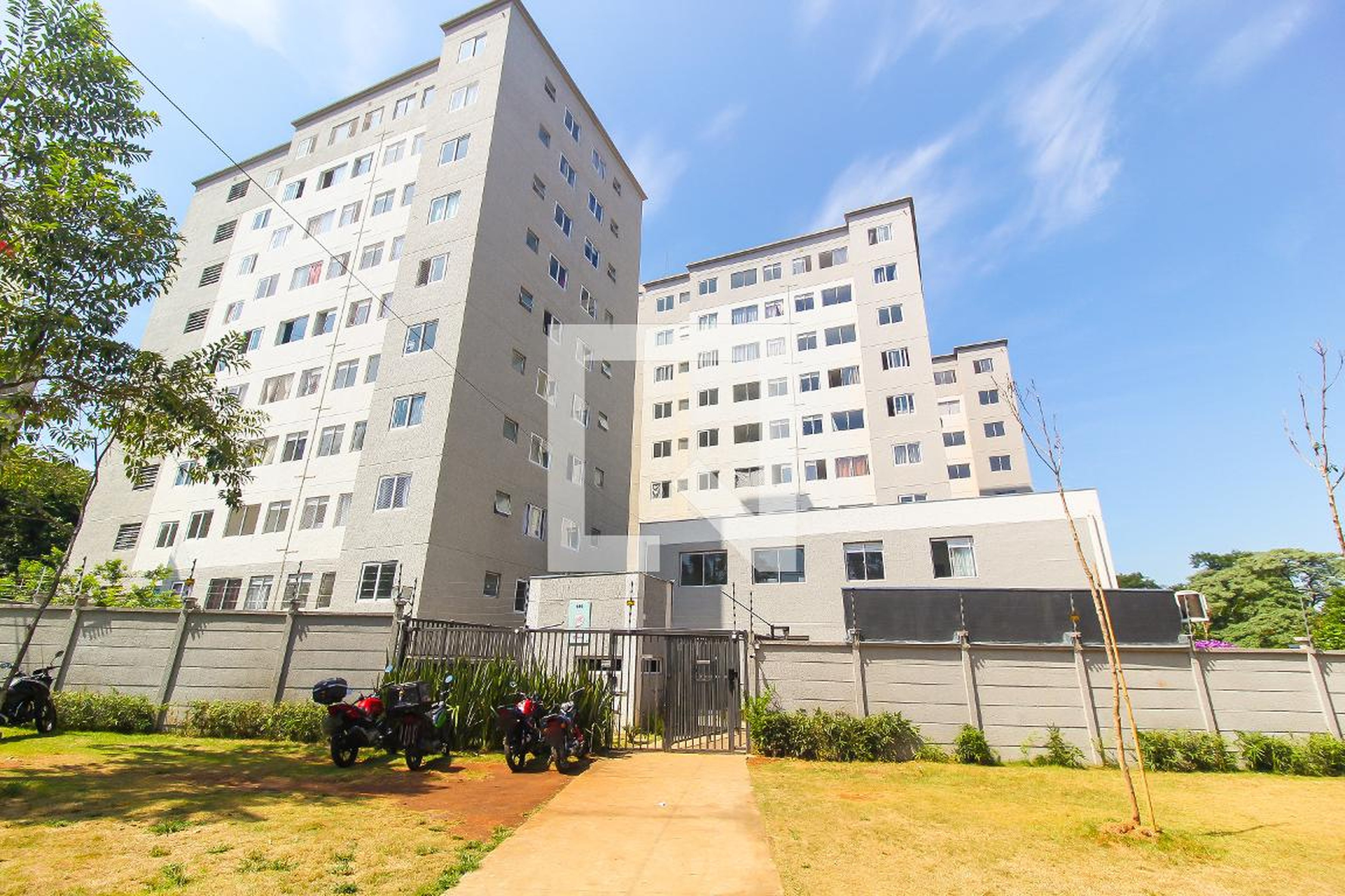 Fachada do Prédio Condomínio Flor de Cerejeira