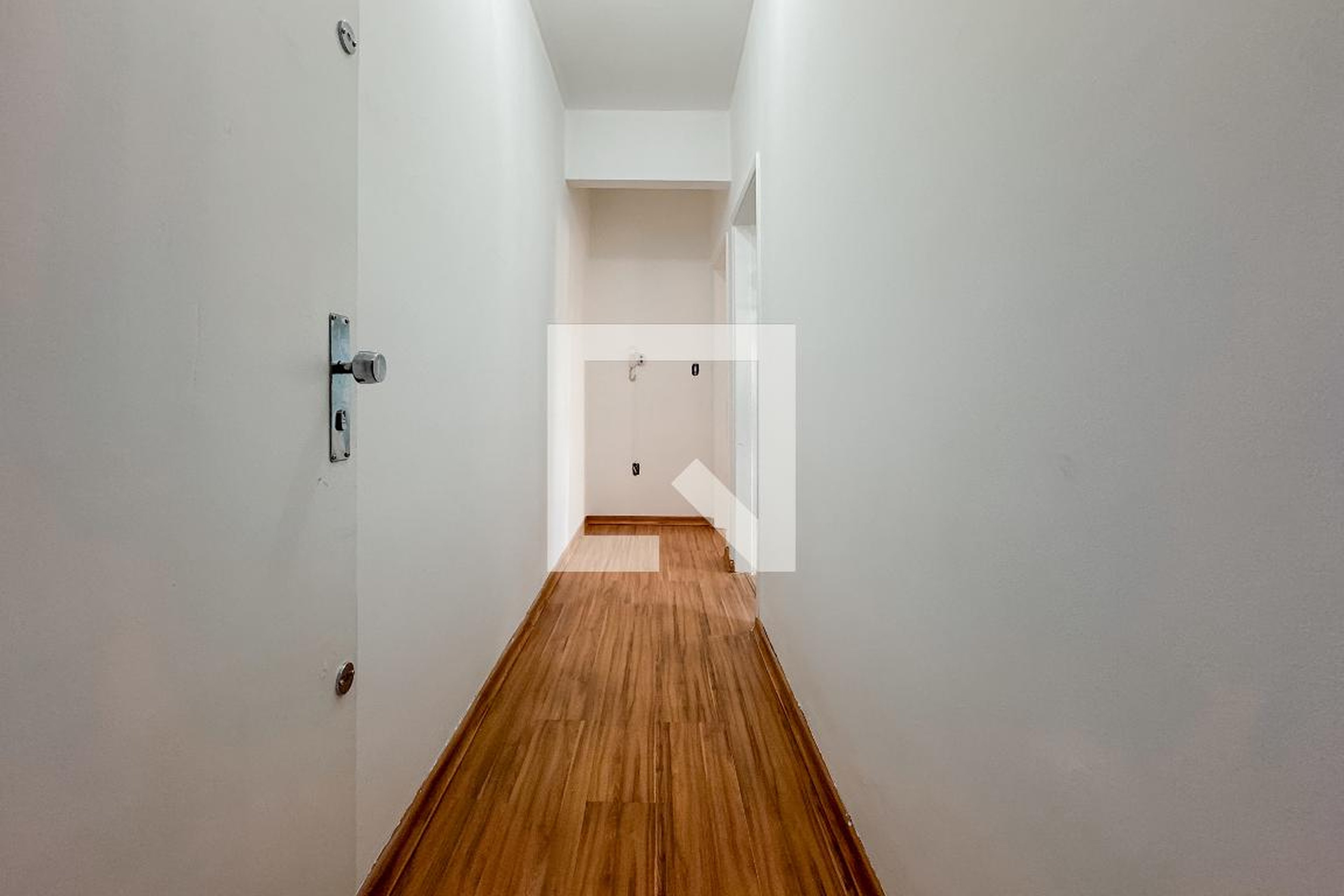 Entrada Condomínio em Rua Coronel Diogo, 1277