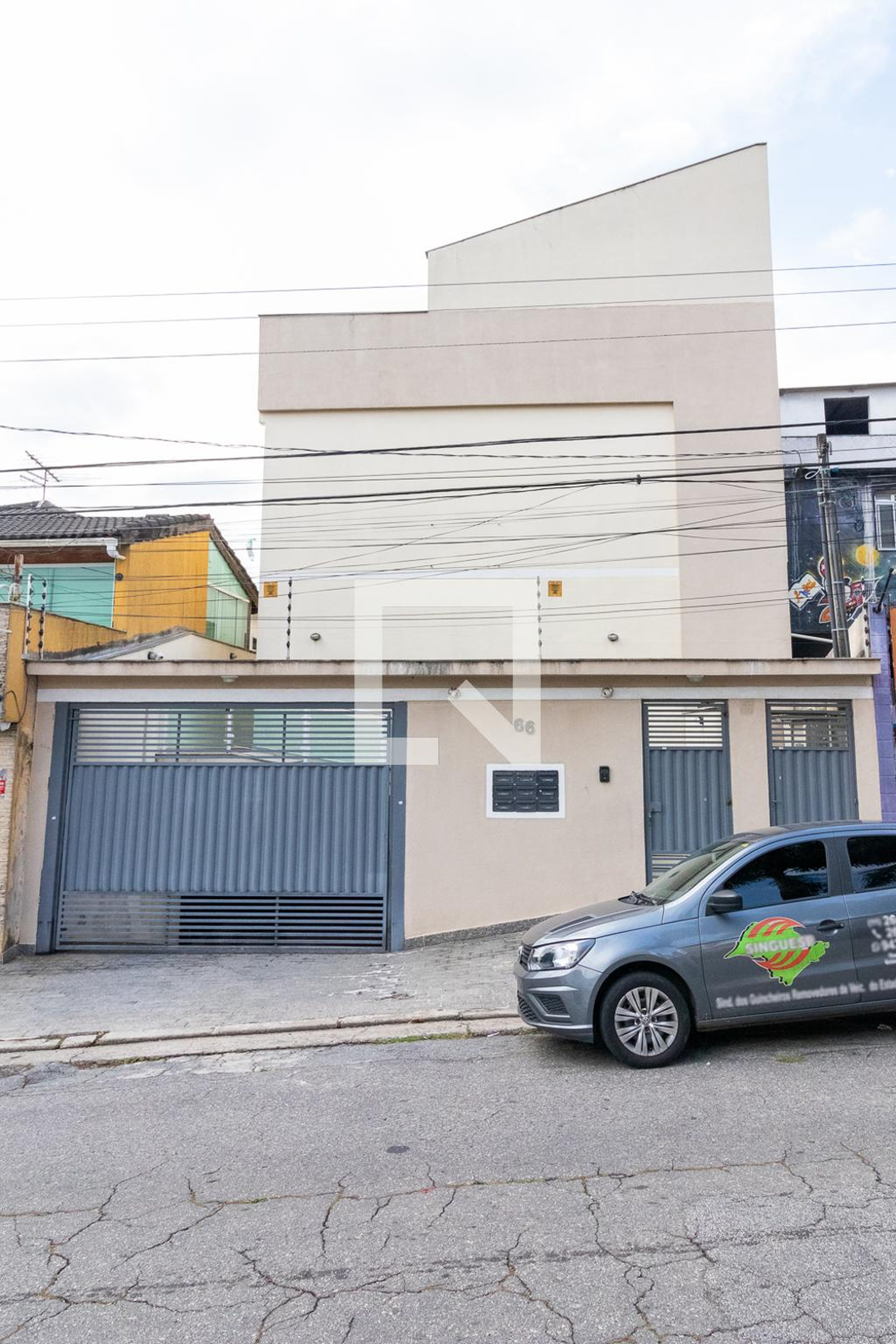 Fachada Condomínio em Rua Wolstein, 66