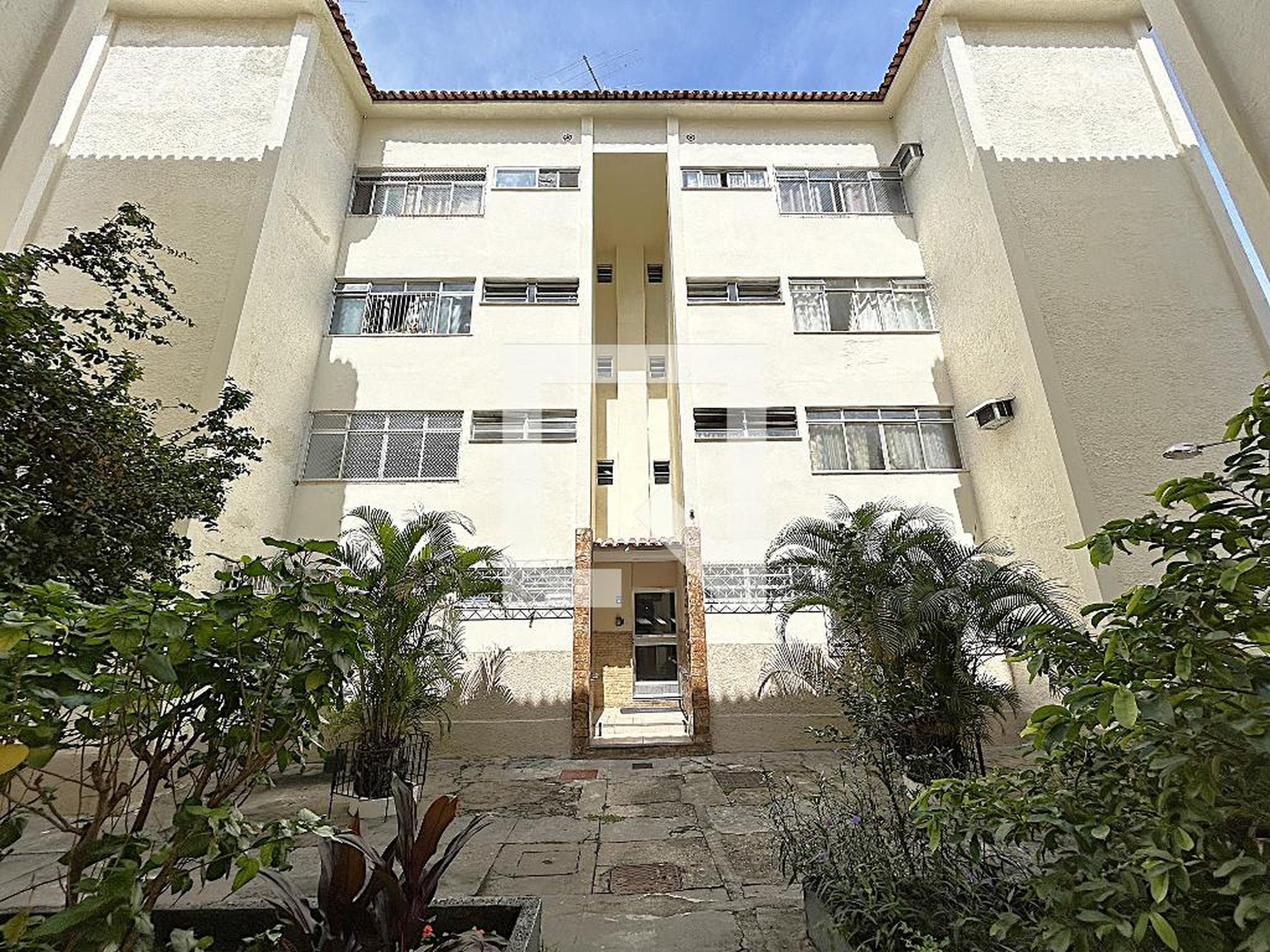 Fachada Condomínio São Pedro Cachambi