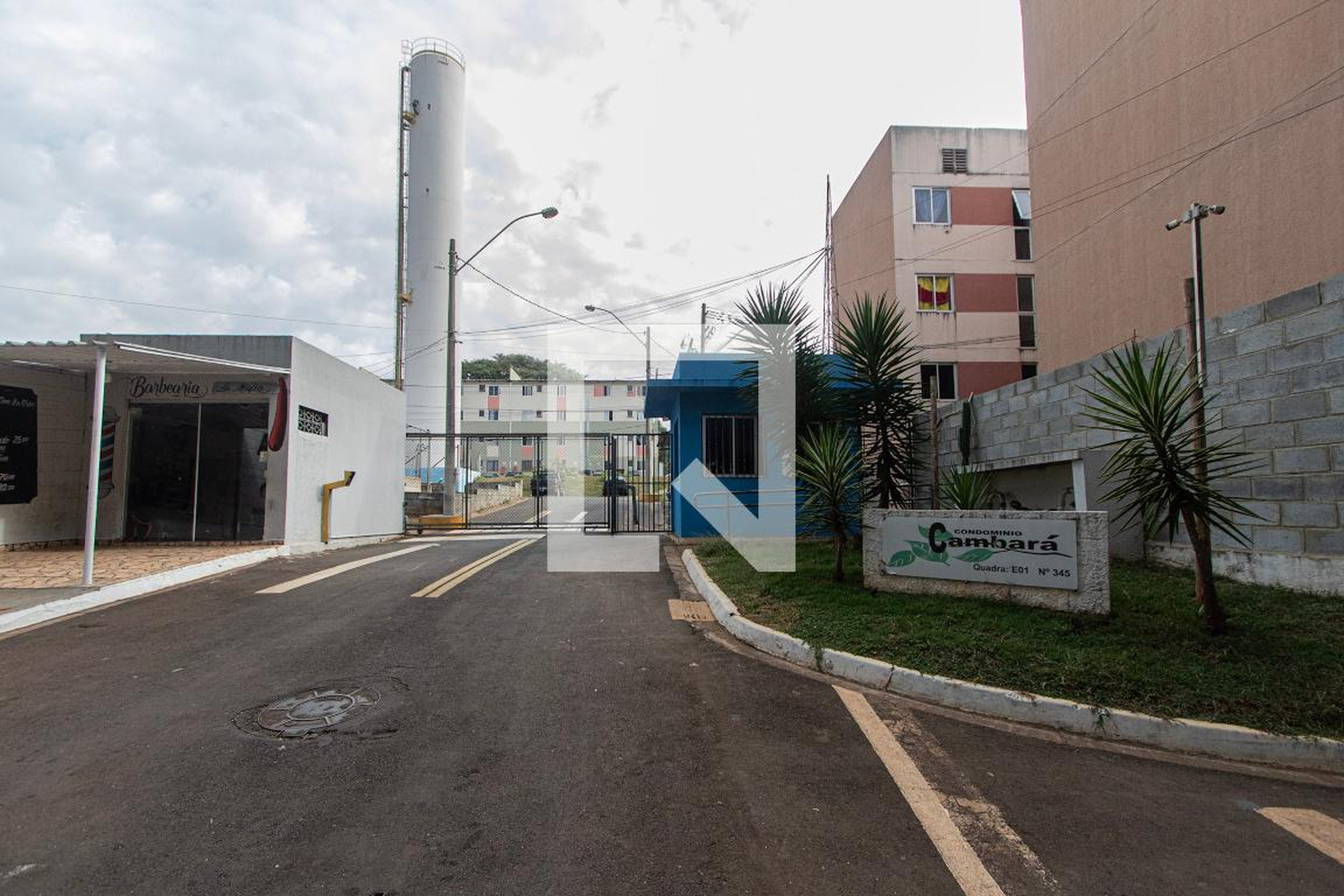 Fachada Condomínio em Rua Iolanda dos Reis, 345