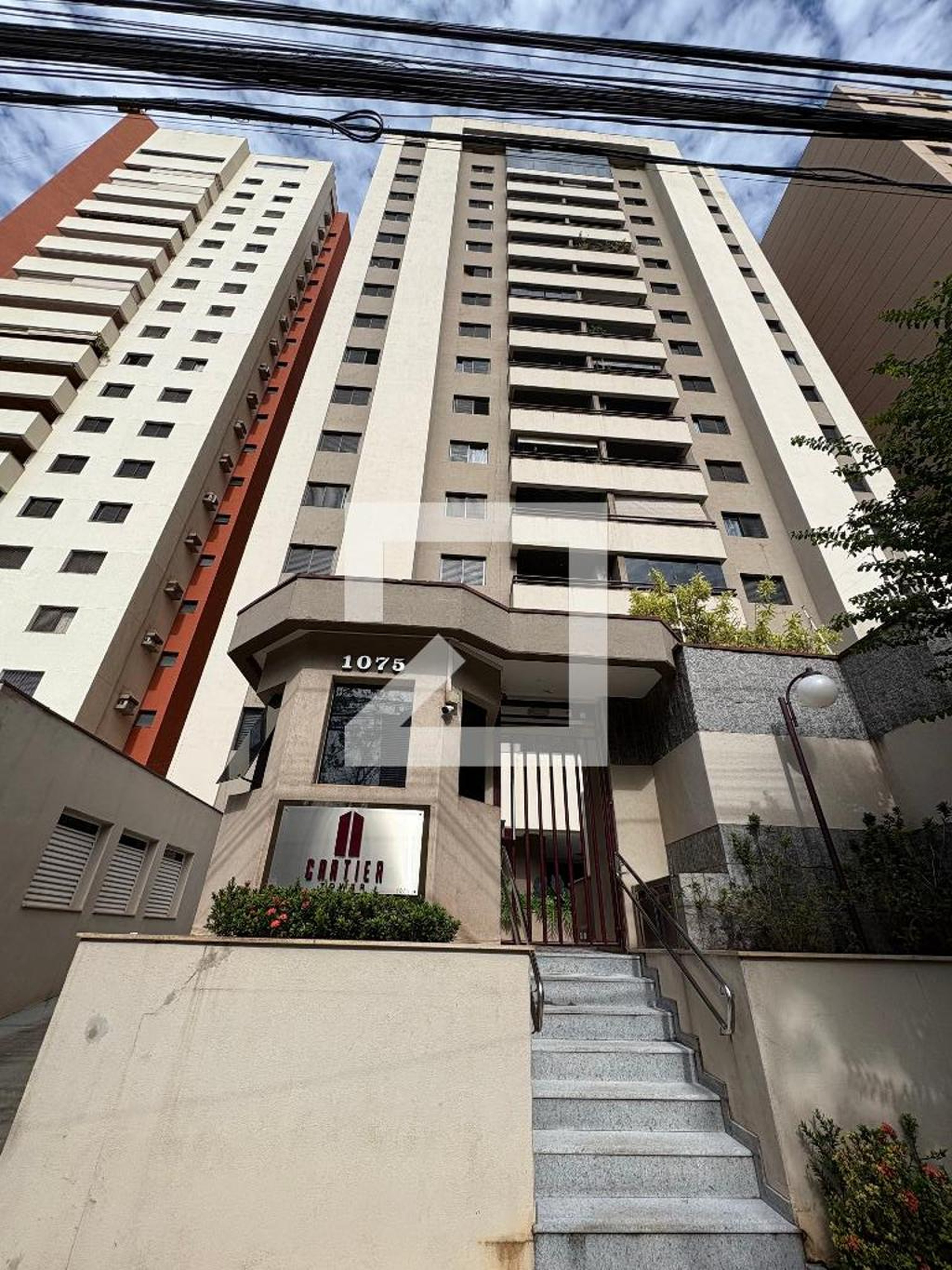 Fachada Condomínio em Rua Sete de Setembro, 1075