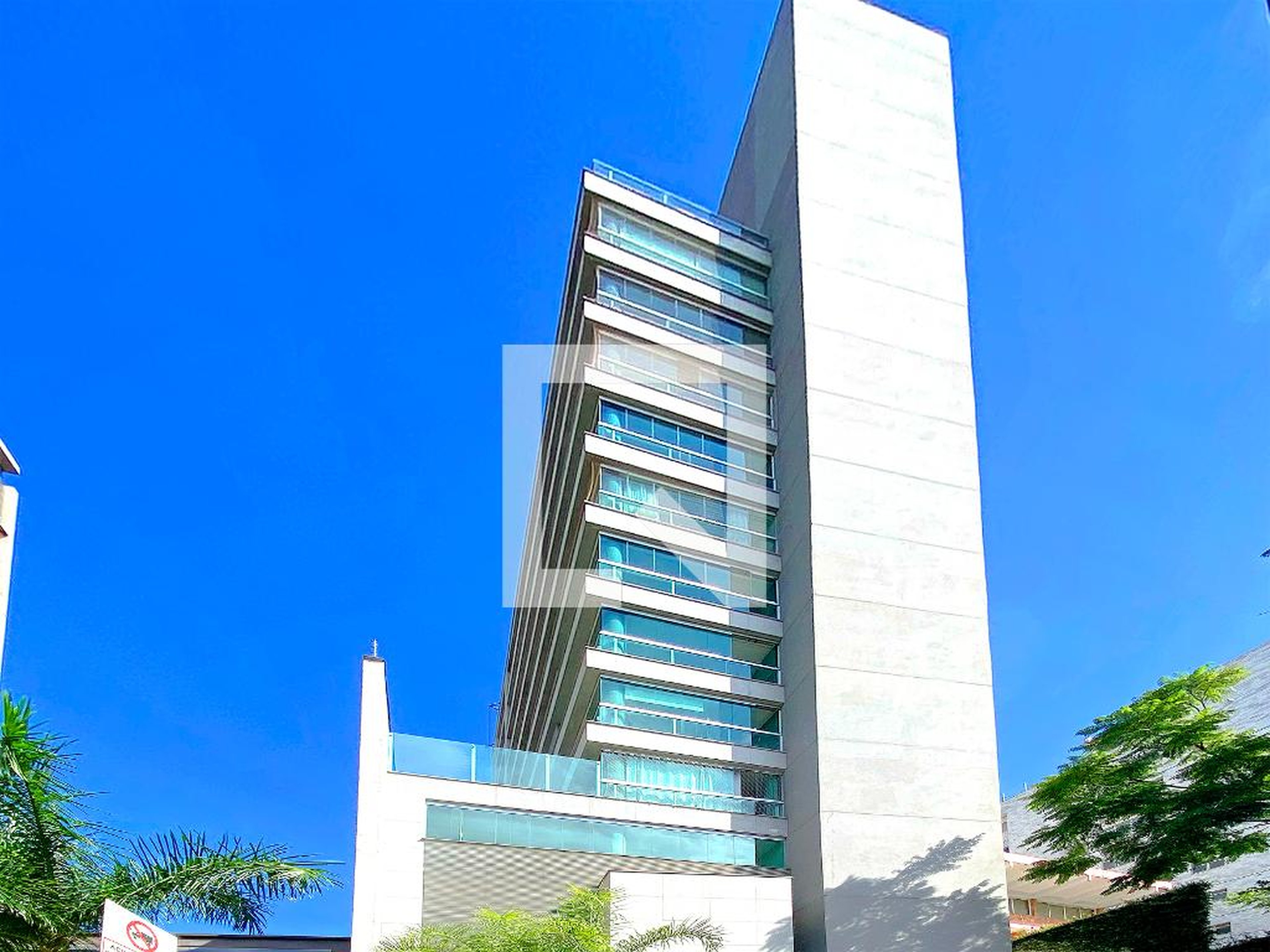 Fachada Condomínio Le Sommet