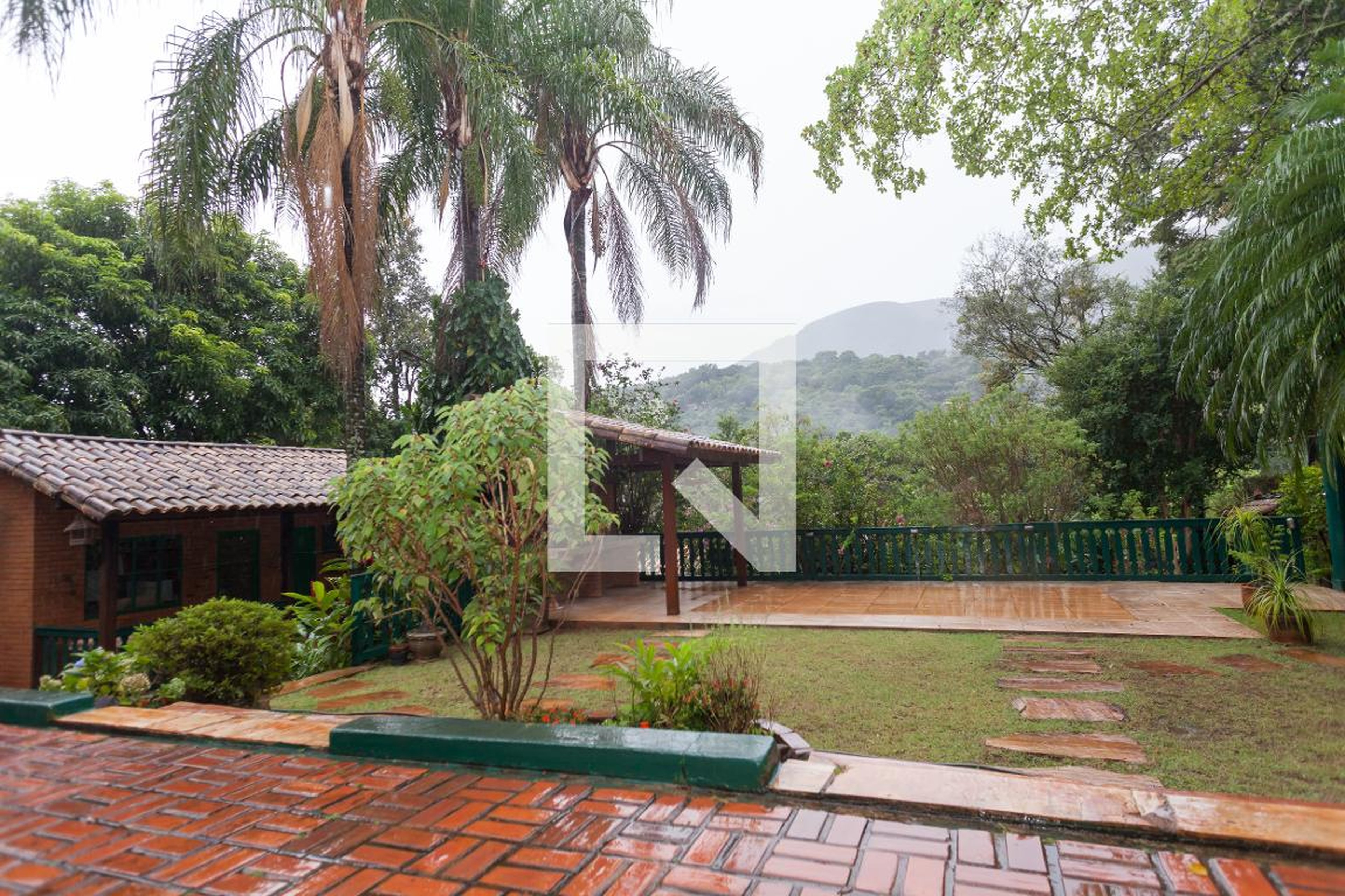 Churrasqueira Condomínio em Avenida da Cachoeira, 2660