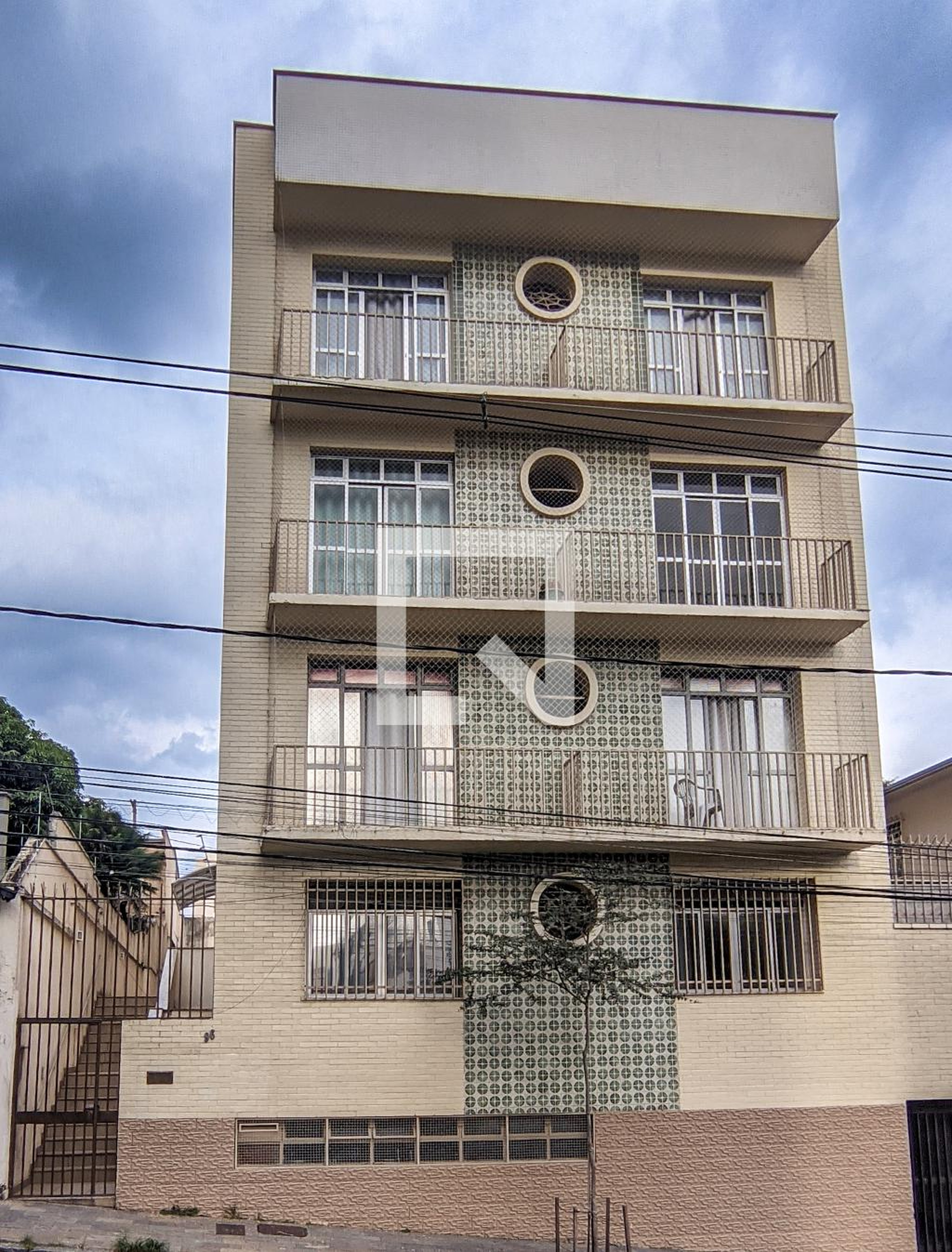Fachada Condomínio em Rua Dona Nancy de Vasconcelos Gomes, 96