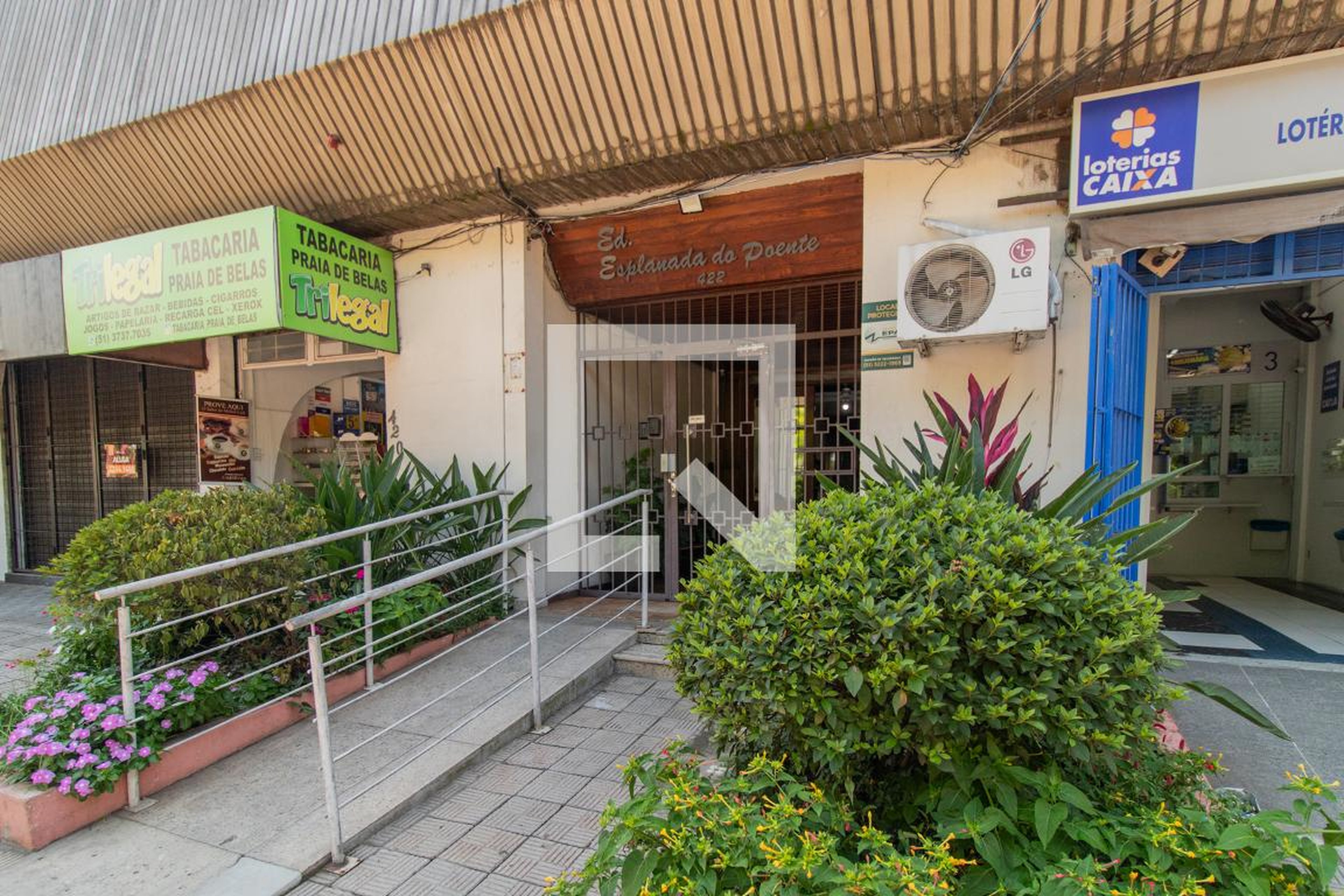 Fachada Edifício Esplanada do Poente