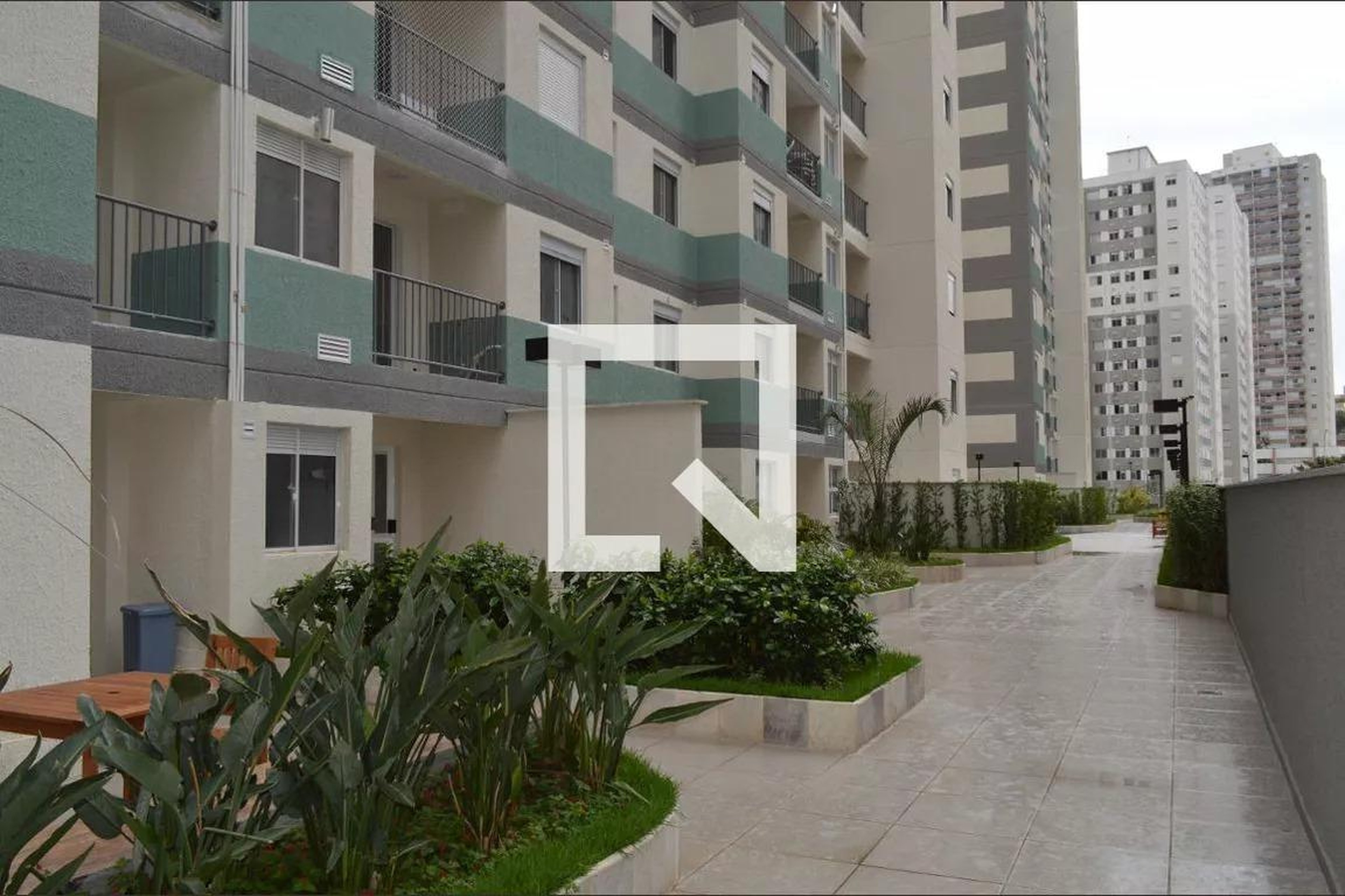 Área externa Condomínio em Rua Junqueira Freire, 691