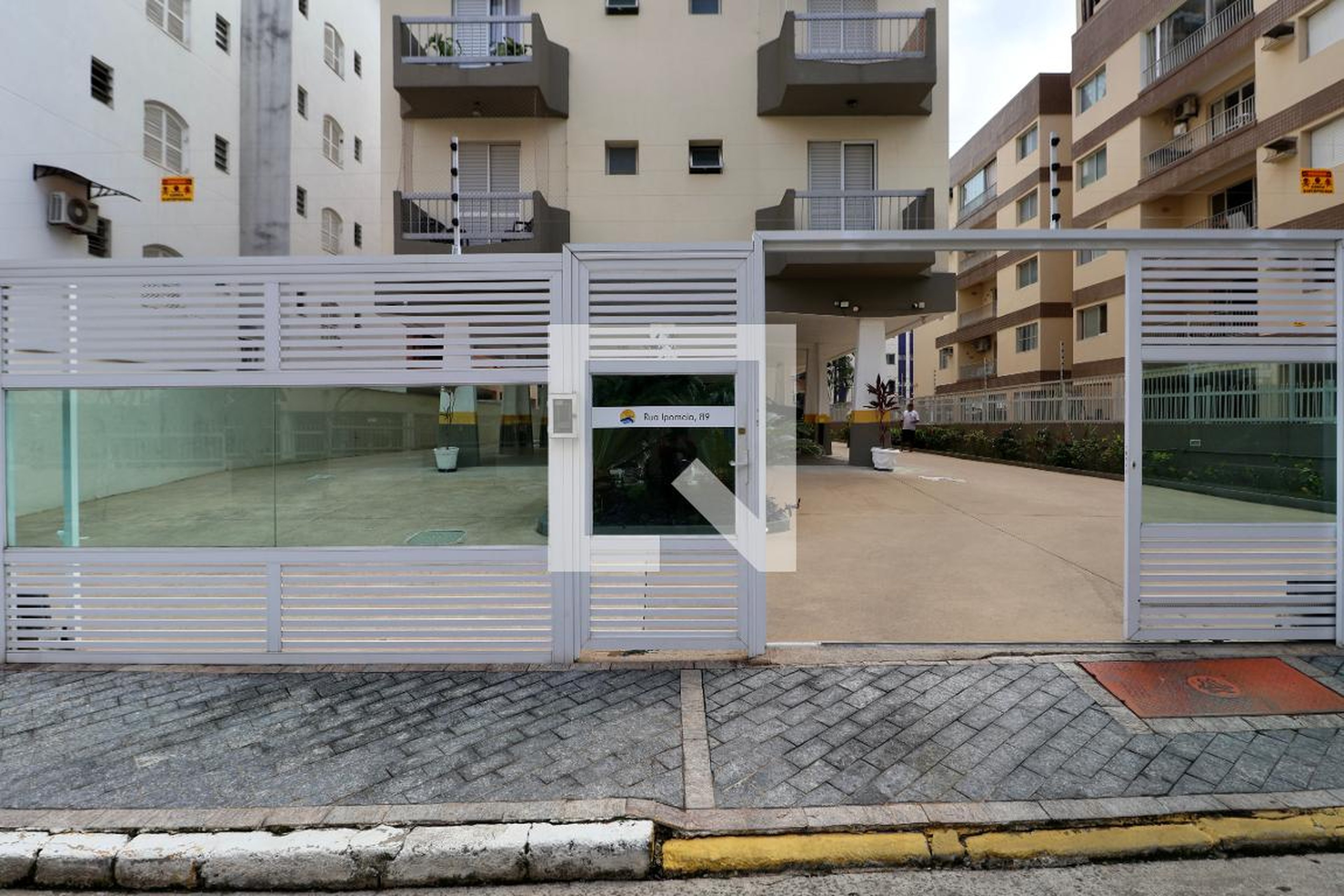 Fachada Condomínio Yara