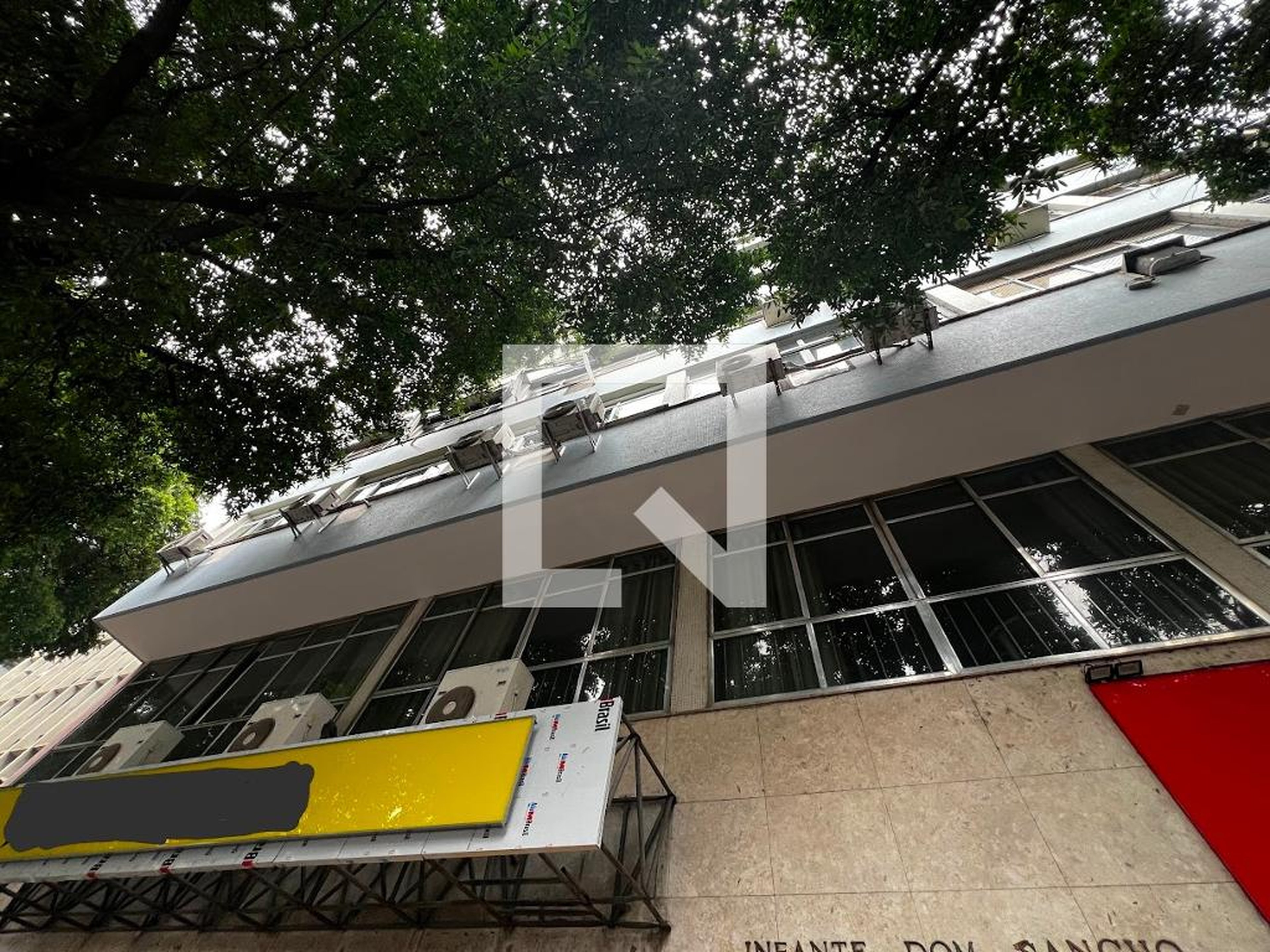 Fachada Edifício Infante Dom Sancho