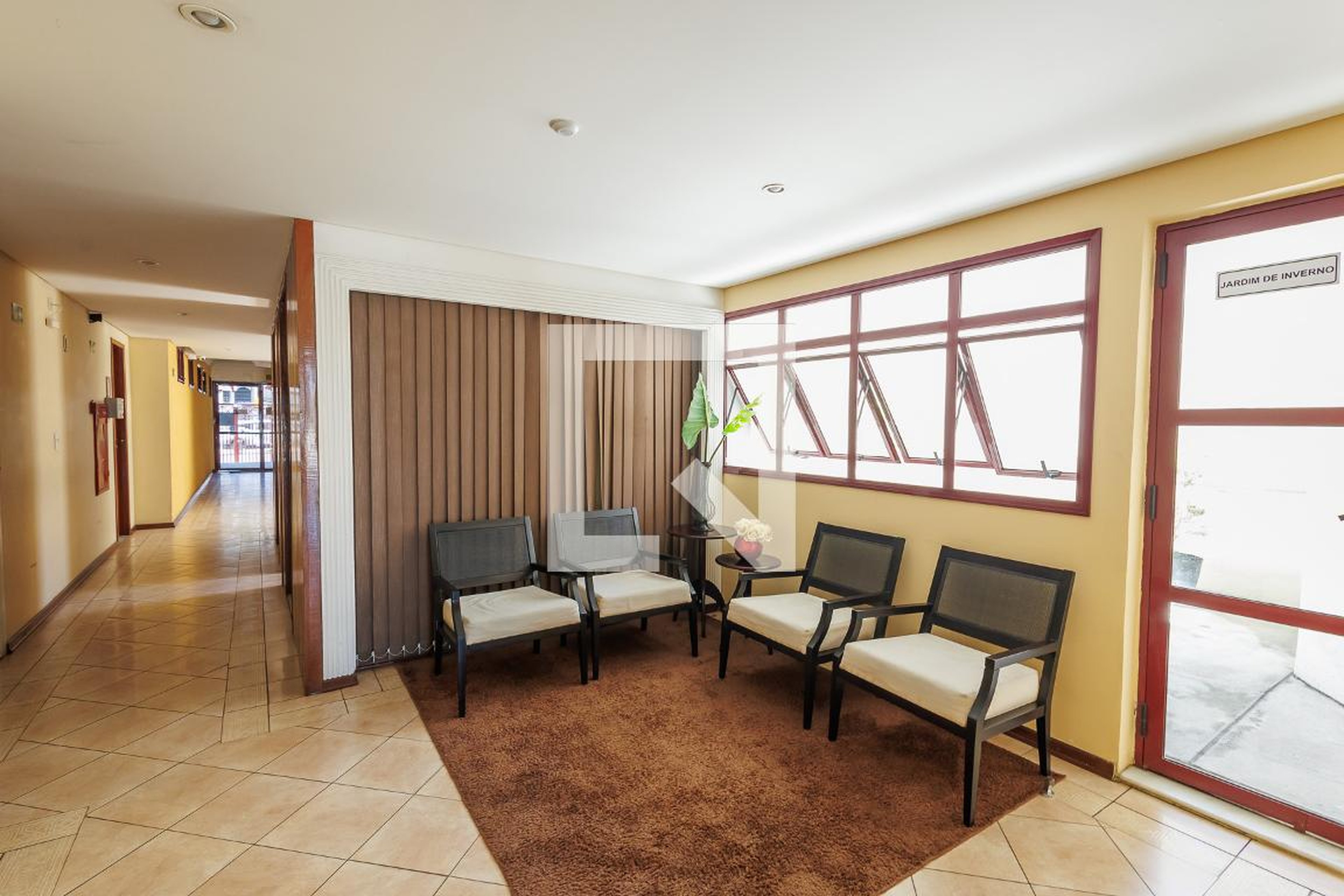 Hall social - Associação dos Adquerecis do Edifiocio Solar Del Rey