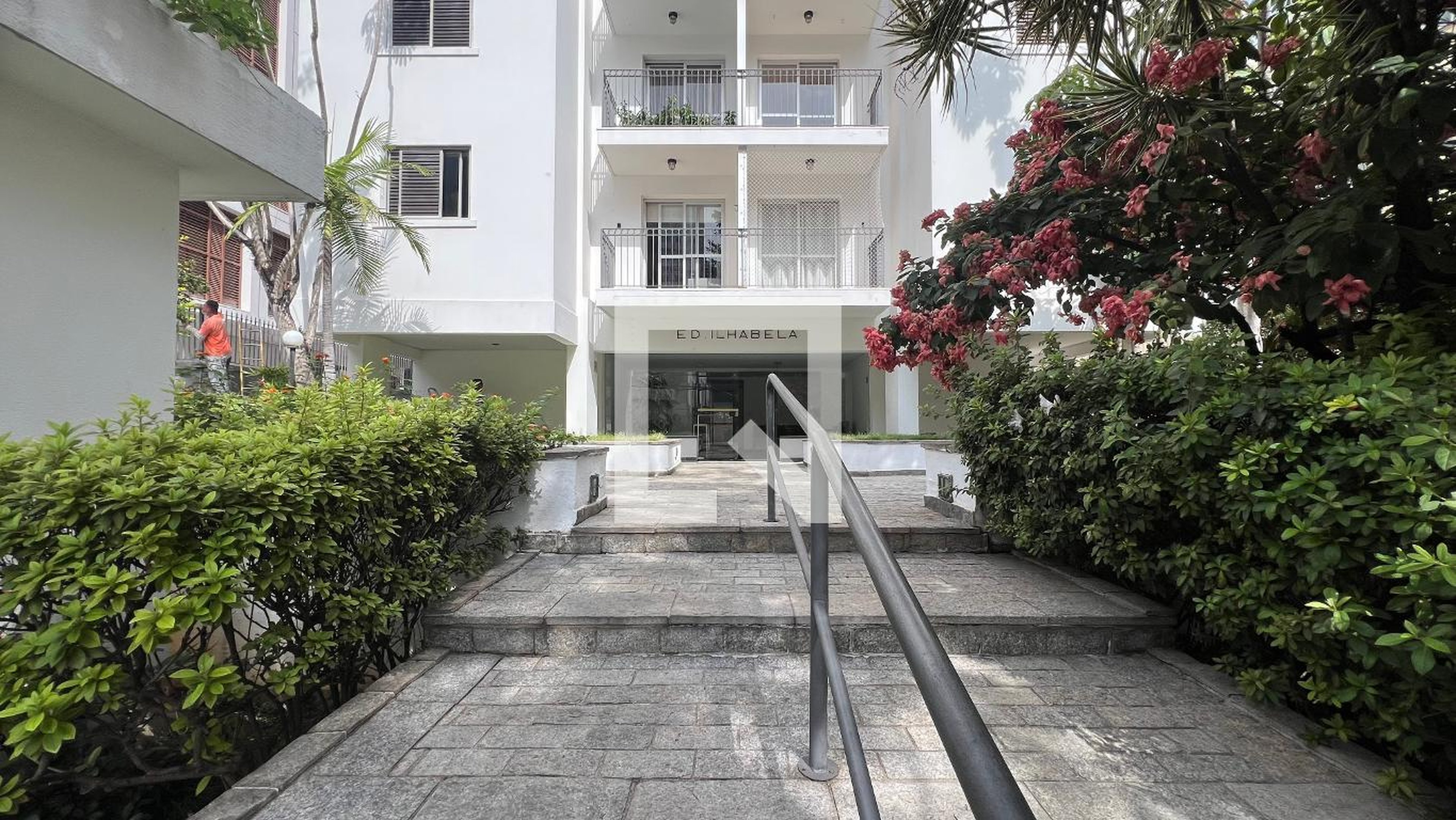 Entrada - Edifício Ilha Bela