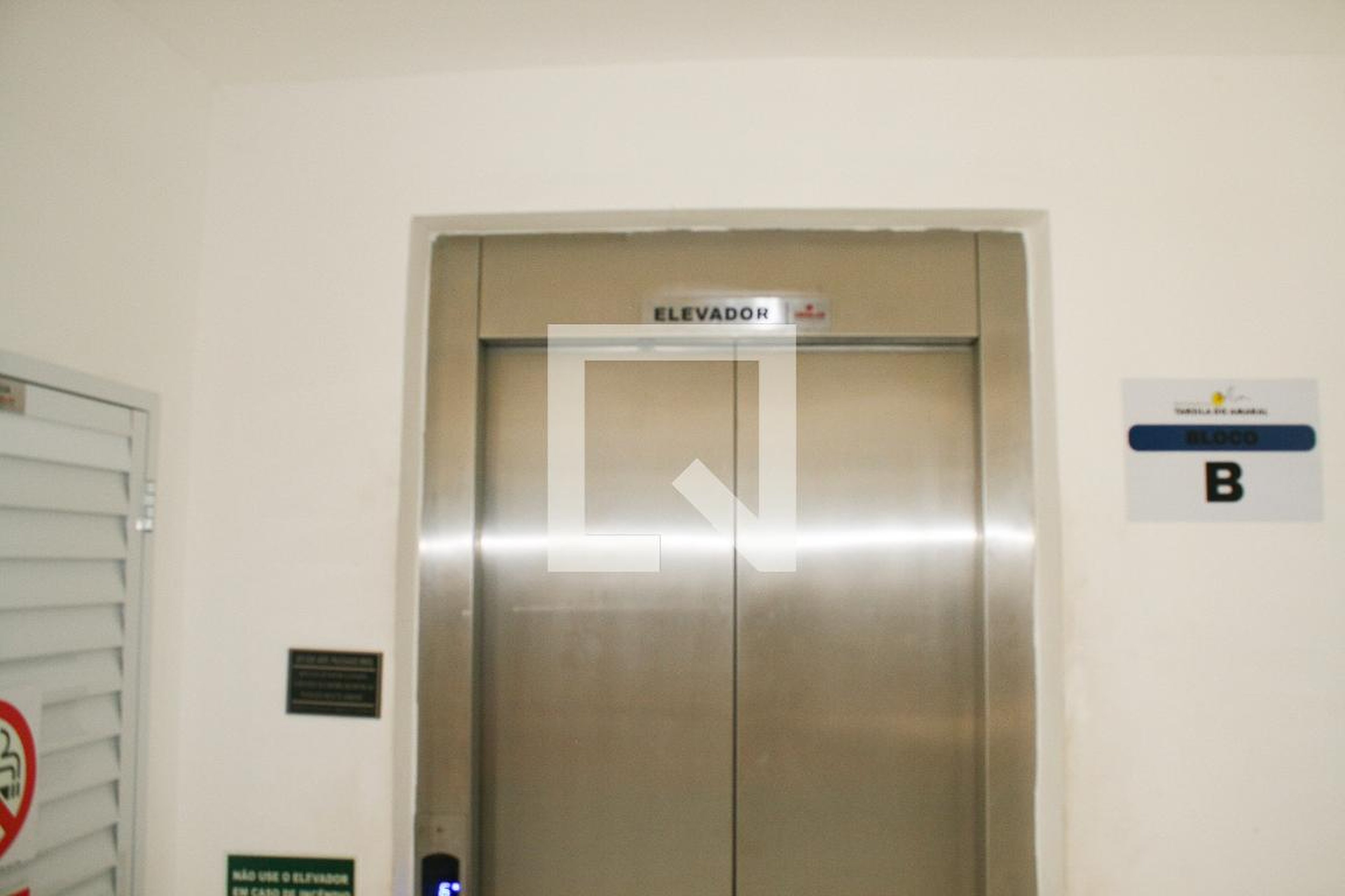 elevador Condomínio em Rua João Ramalho, 646