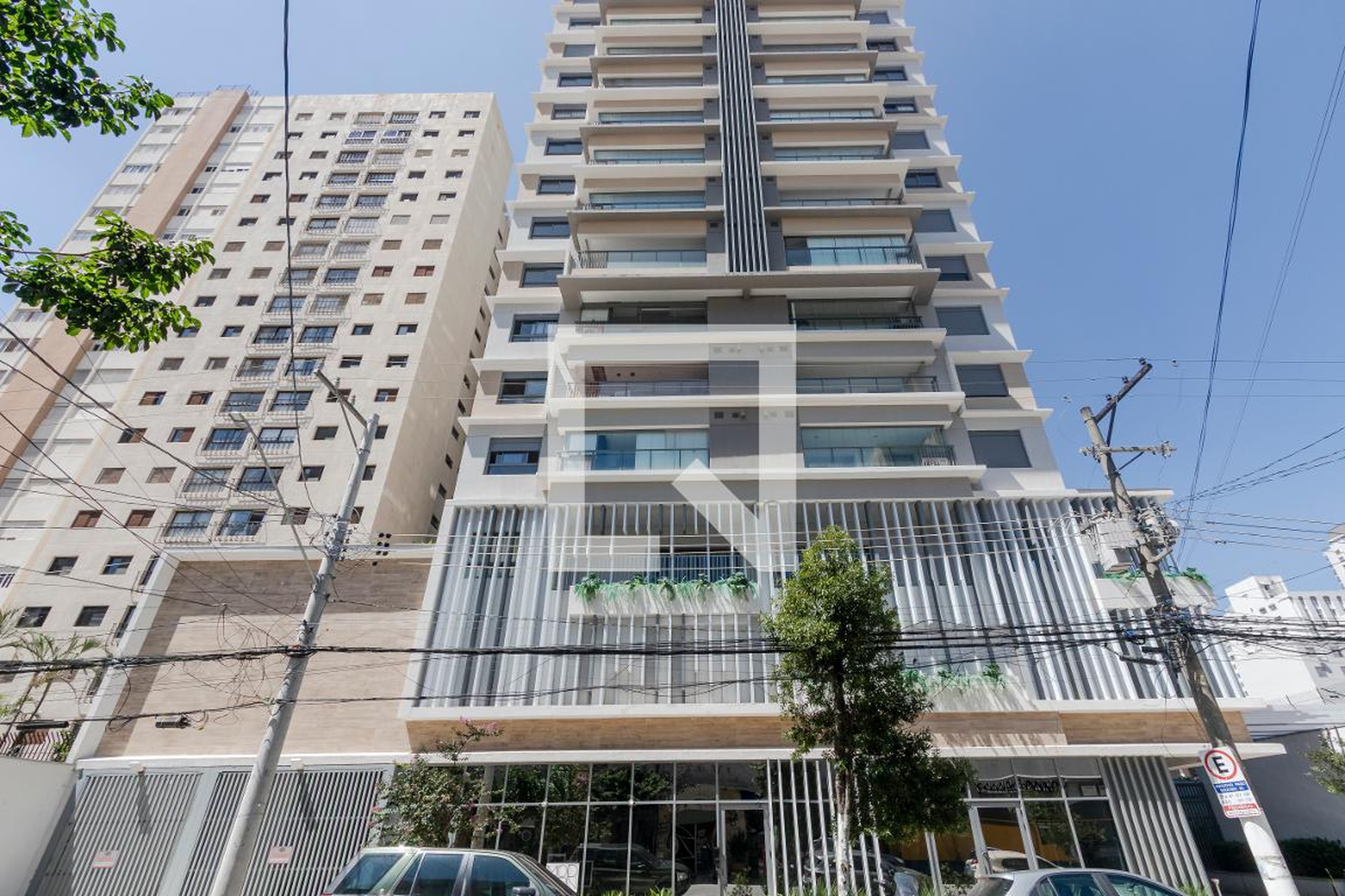 Fachada Condomínio Modern Campo Belo