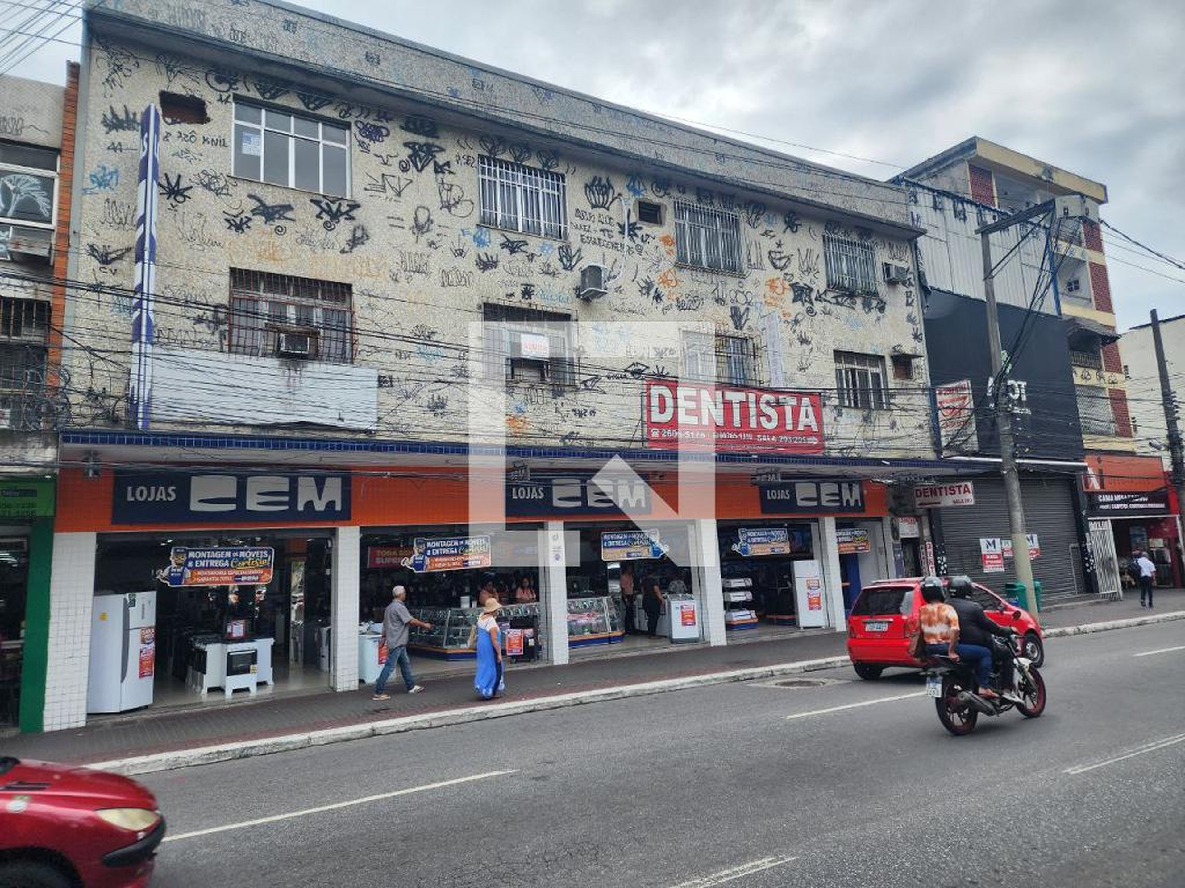 Fachada Condomínio em Rua Doutor Felíciano Sodré, 61