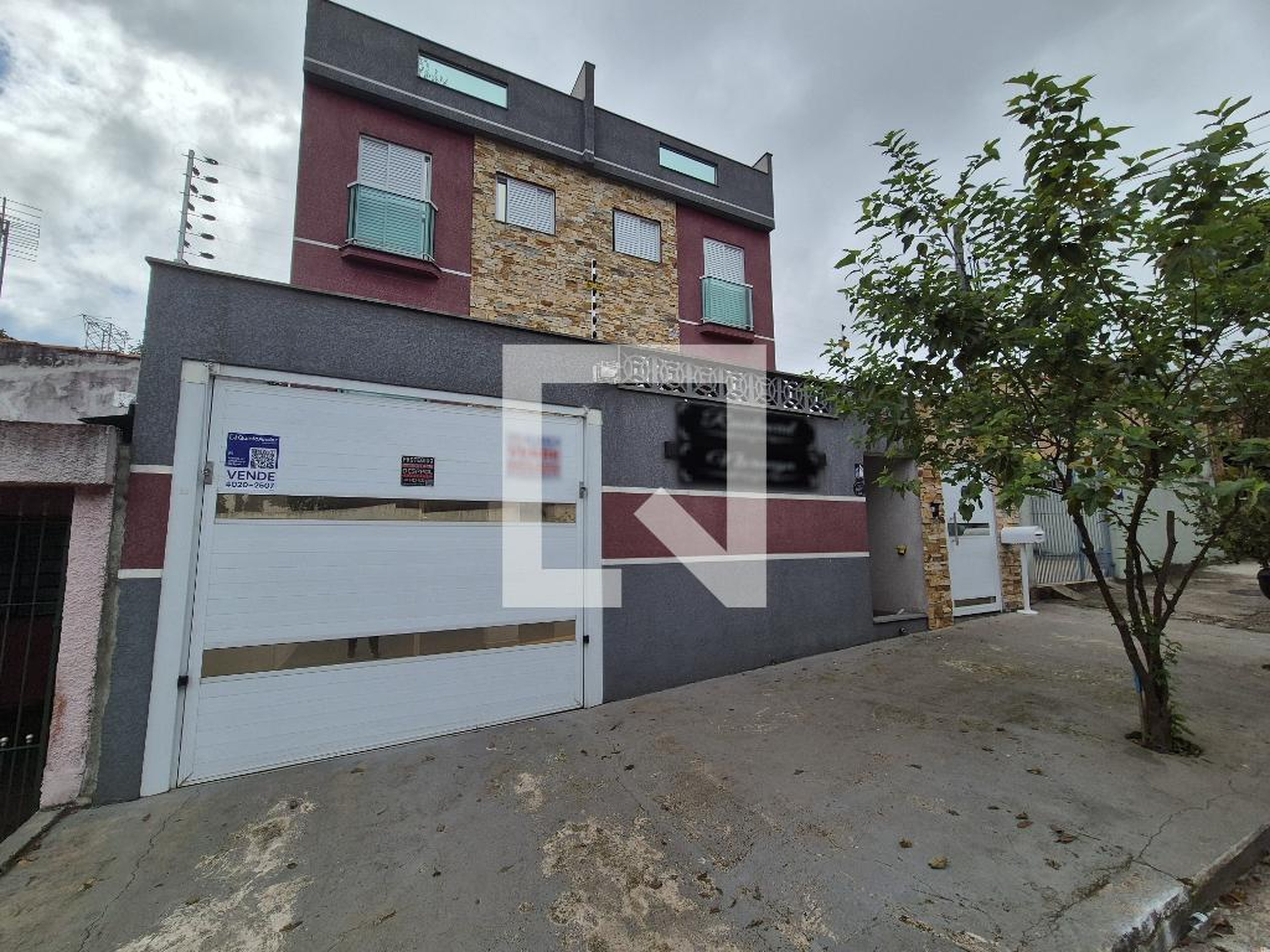 Fachada Condomínio em Rua Juquiá, 177