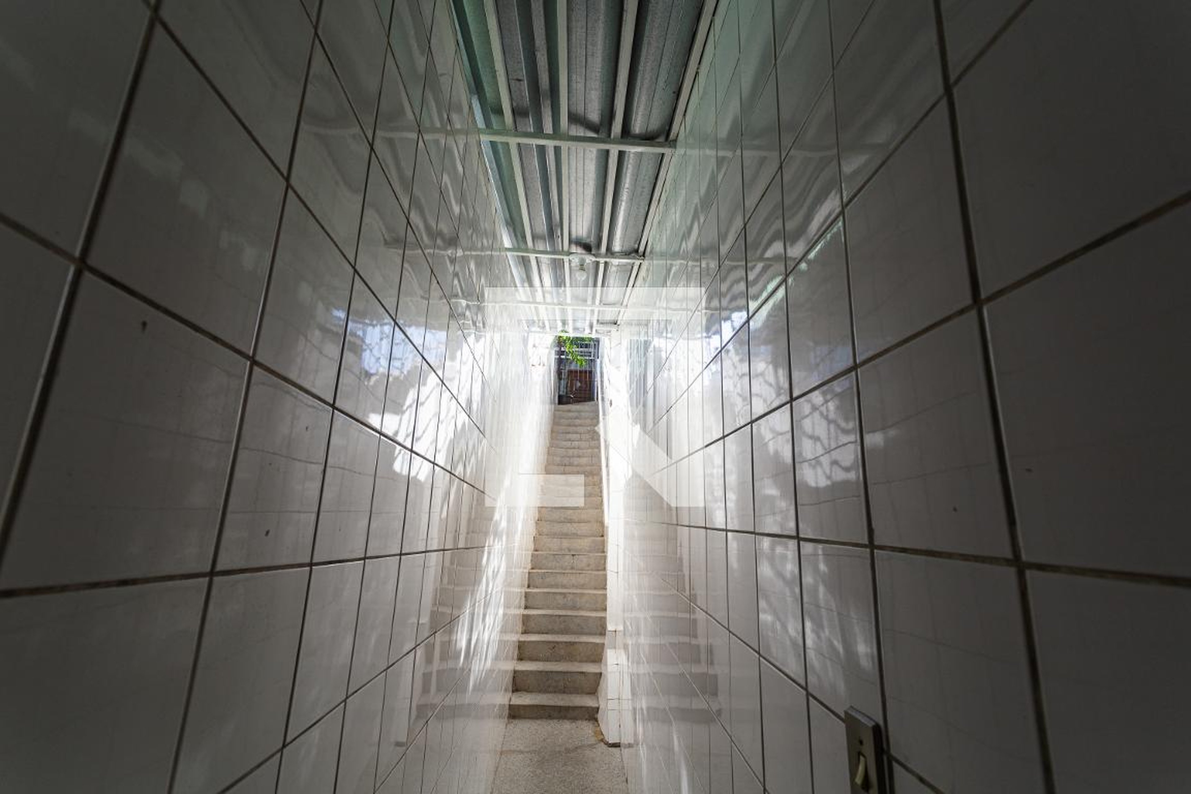 Hall de Entrada - Rua Jacuí, Bairro Floresta