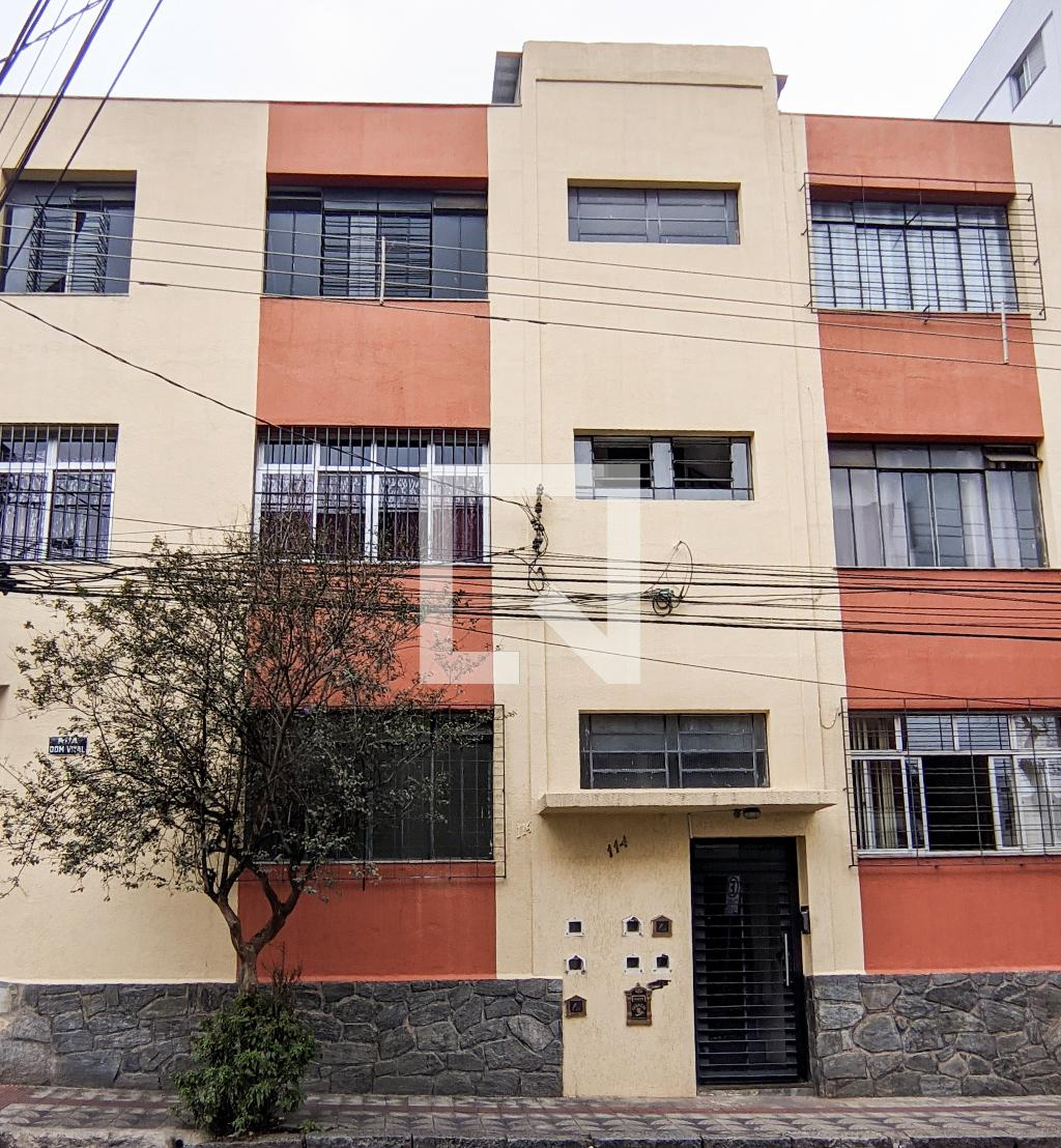 Fachada Condomínio em Rua Dom Vital, 114