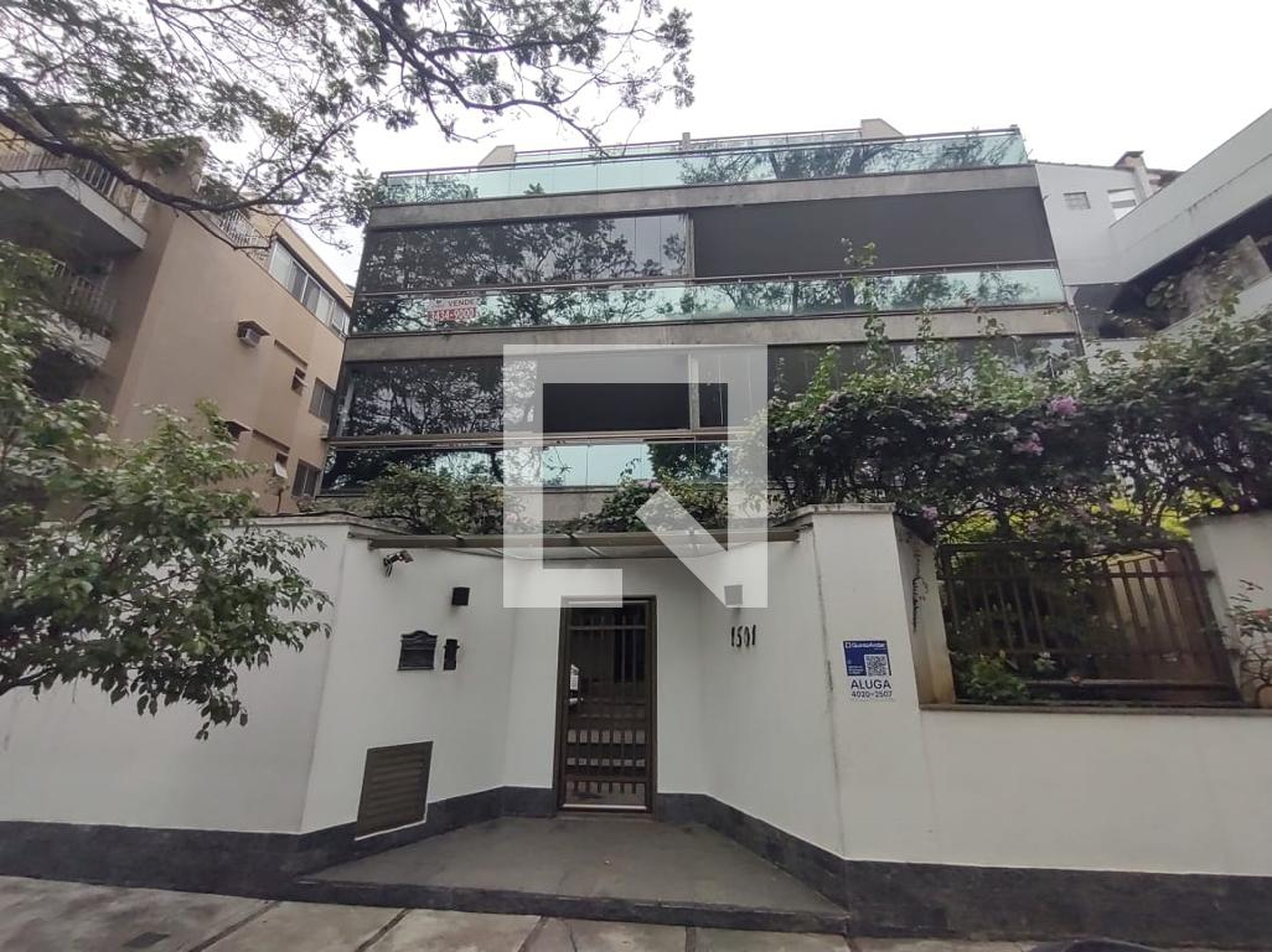 Fachada do Prédio Condomínio em Rua Professor Hermes Lima, 1501