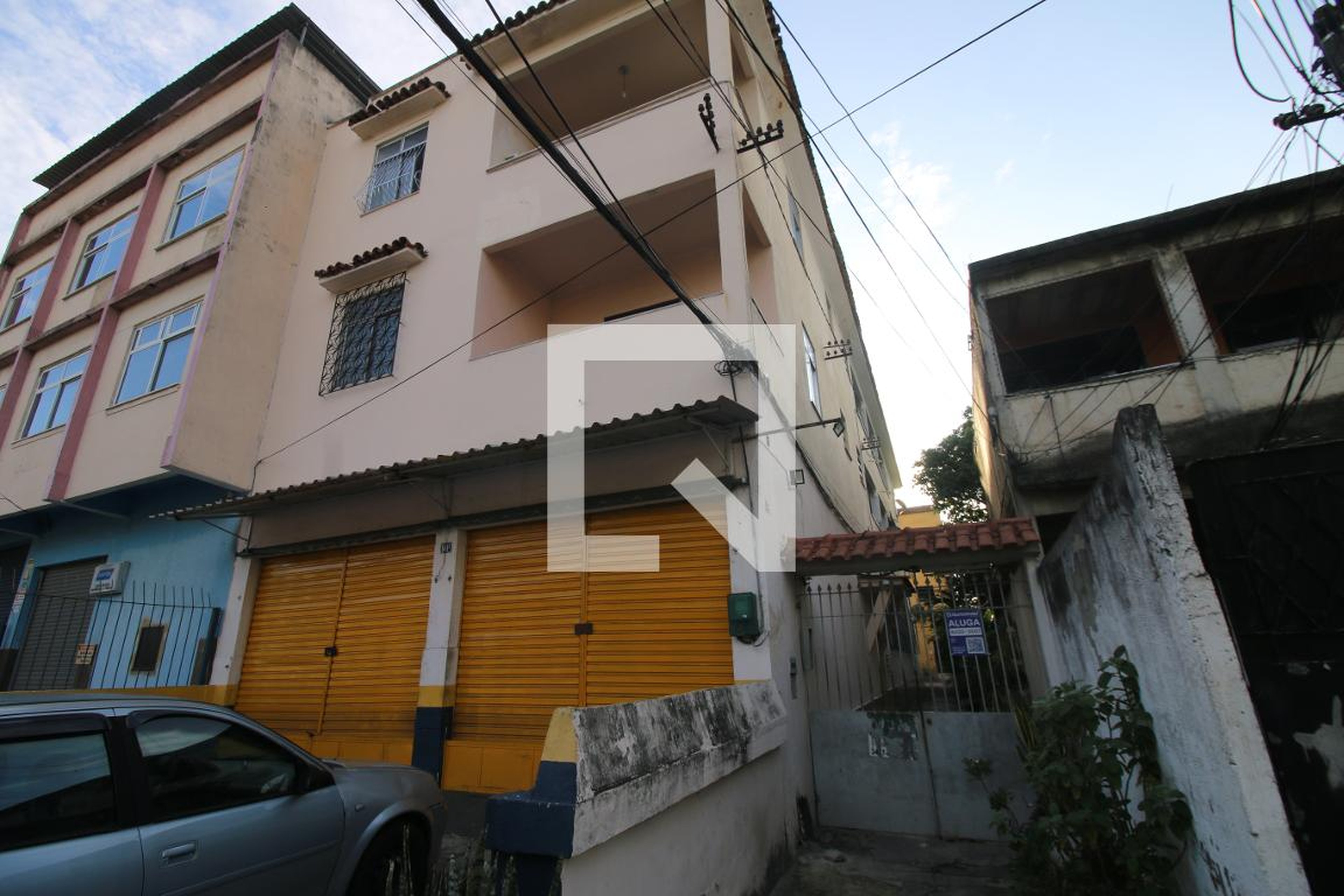 Fachada do Prédio Condomínio em Rua Montevidéu, 144