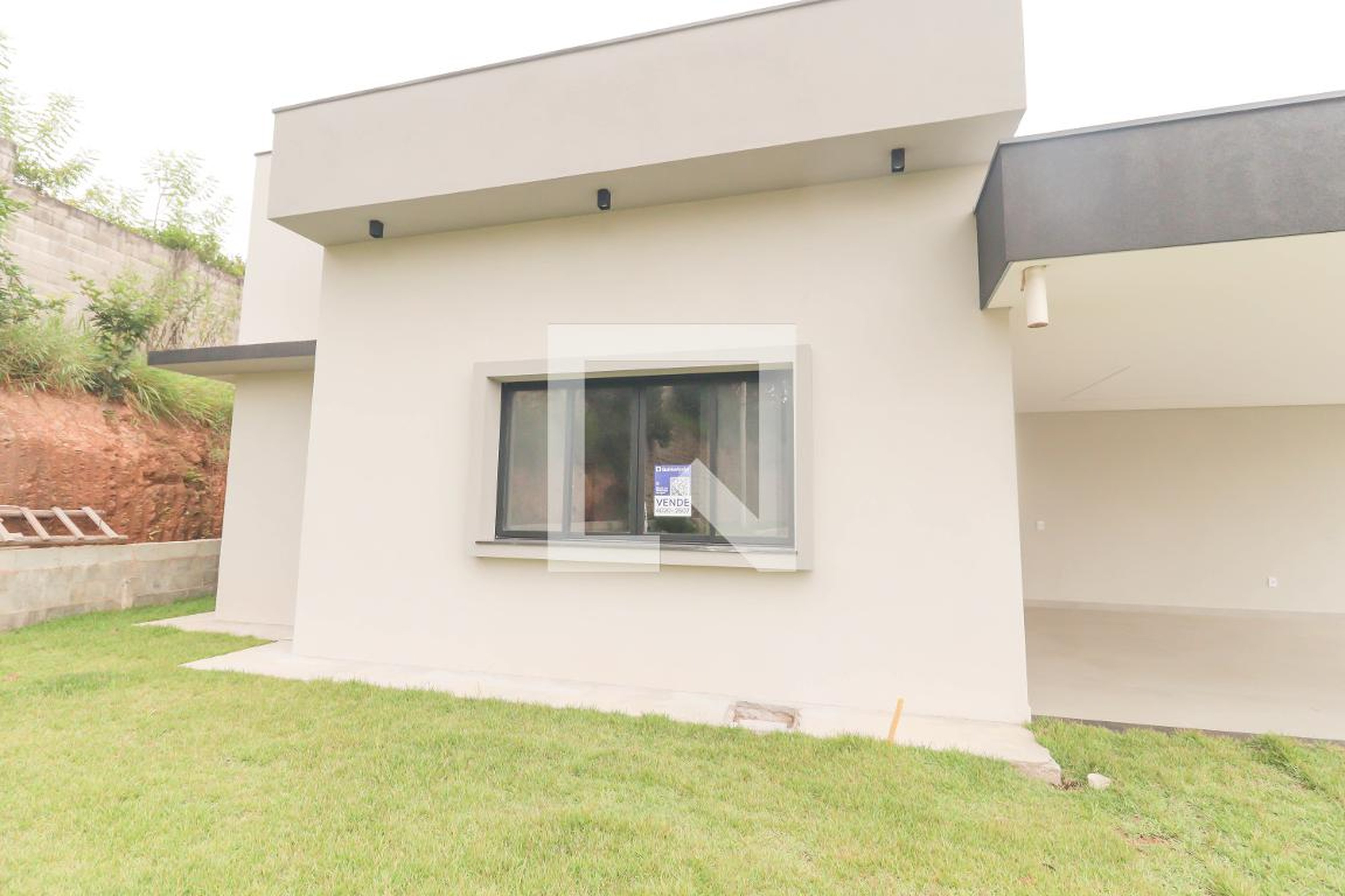 Fachada Condomínio em Alameda Francisco Daniel, 13