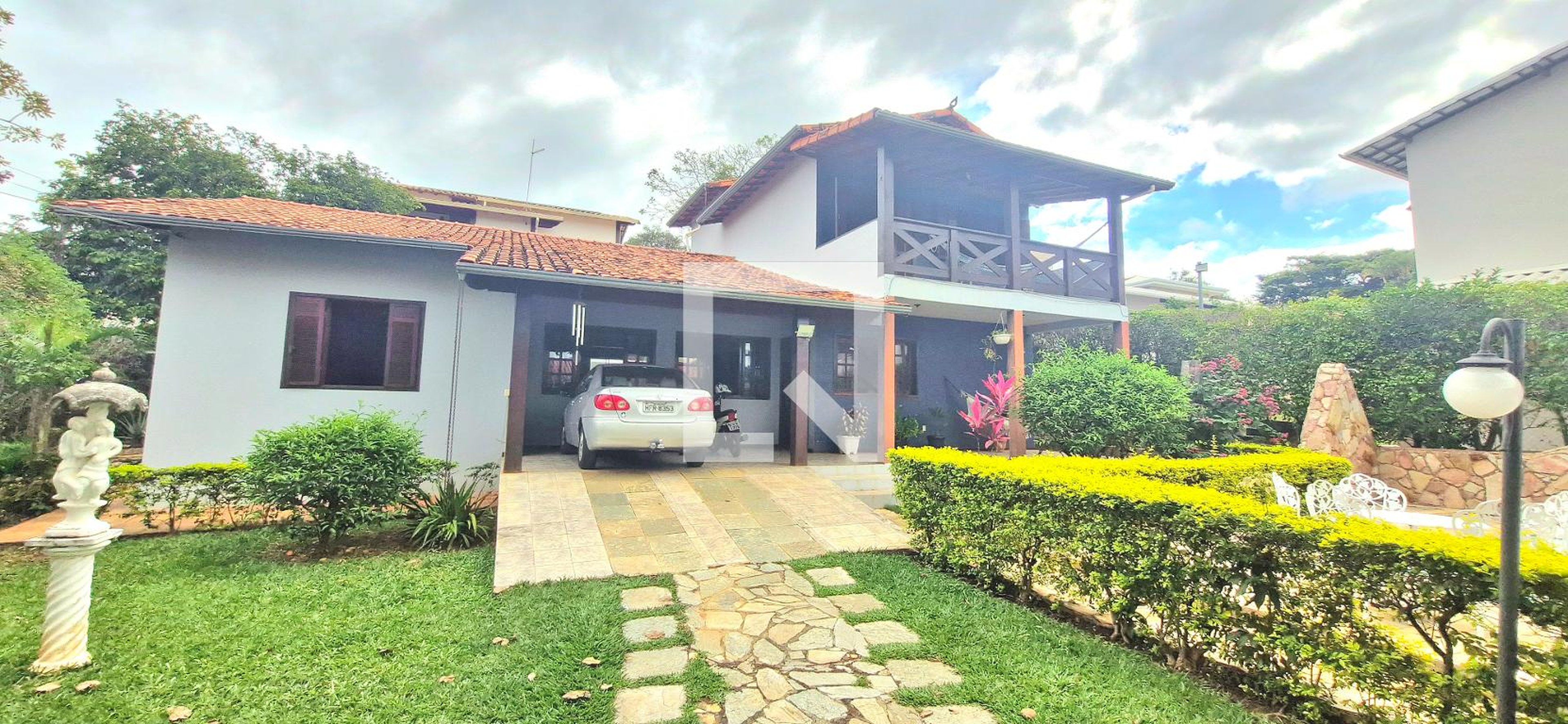 Fachada Condomínio em Alameda dos Ipês, 451