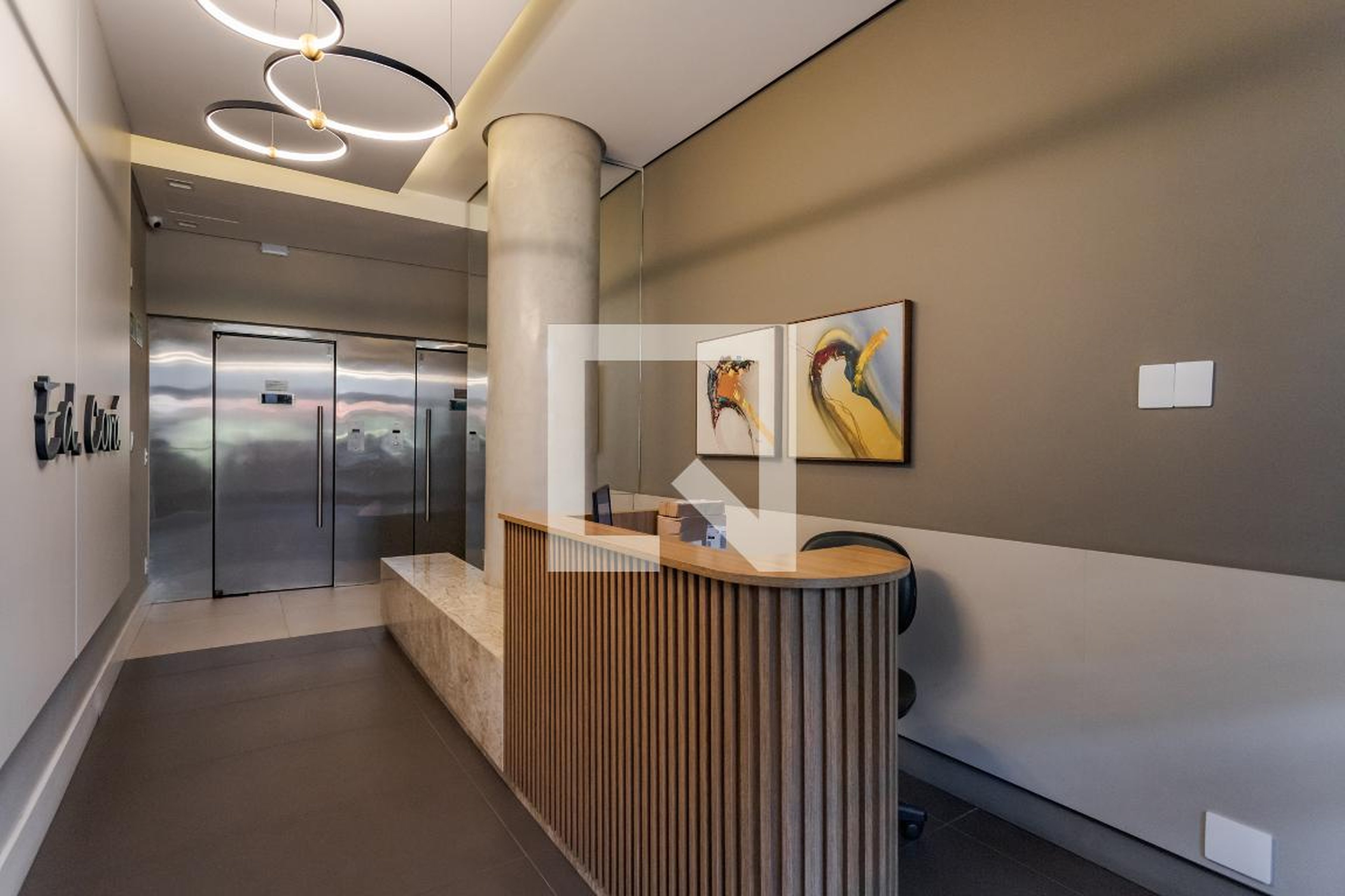 Hall de Entrada - Edifício Corá