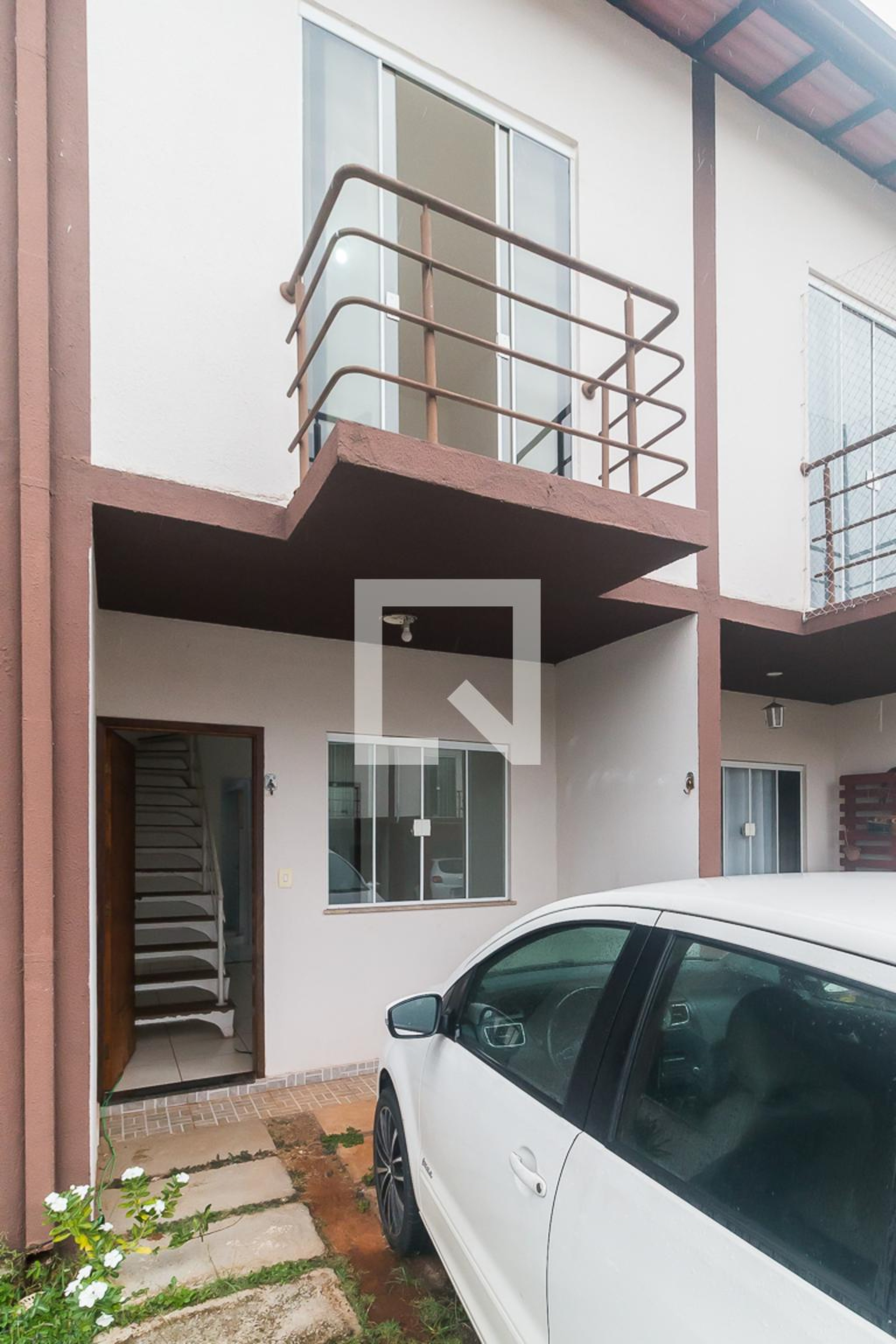 Fachada Condomínio em Rua Benedicto José Leite, 98