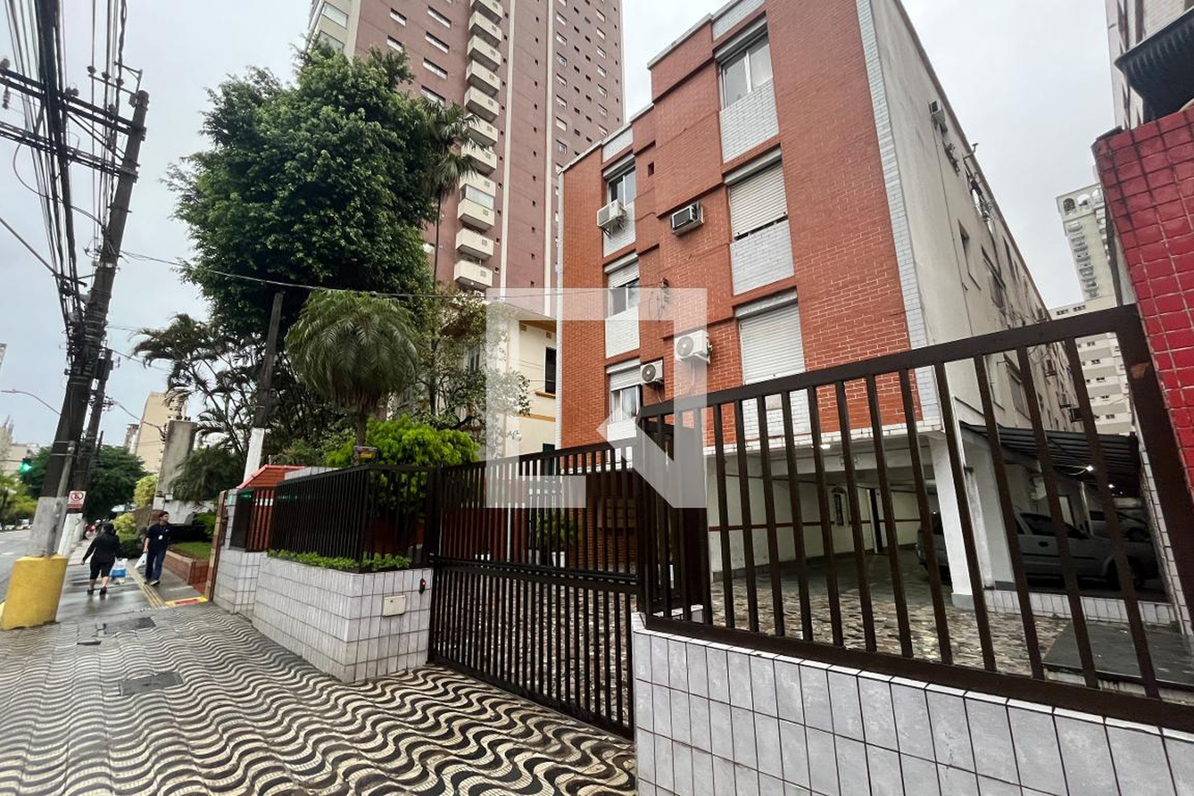 Fachada do Prédio Condomínio em Rua Conselheiro Nébias, 768