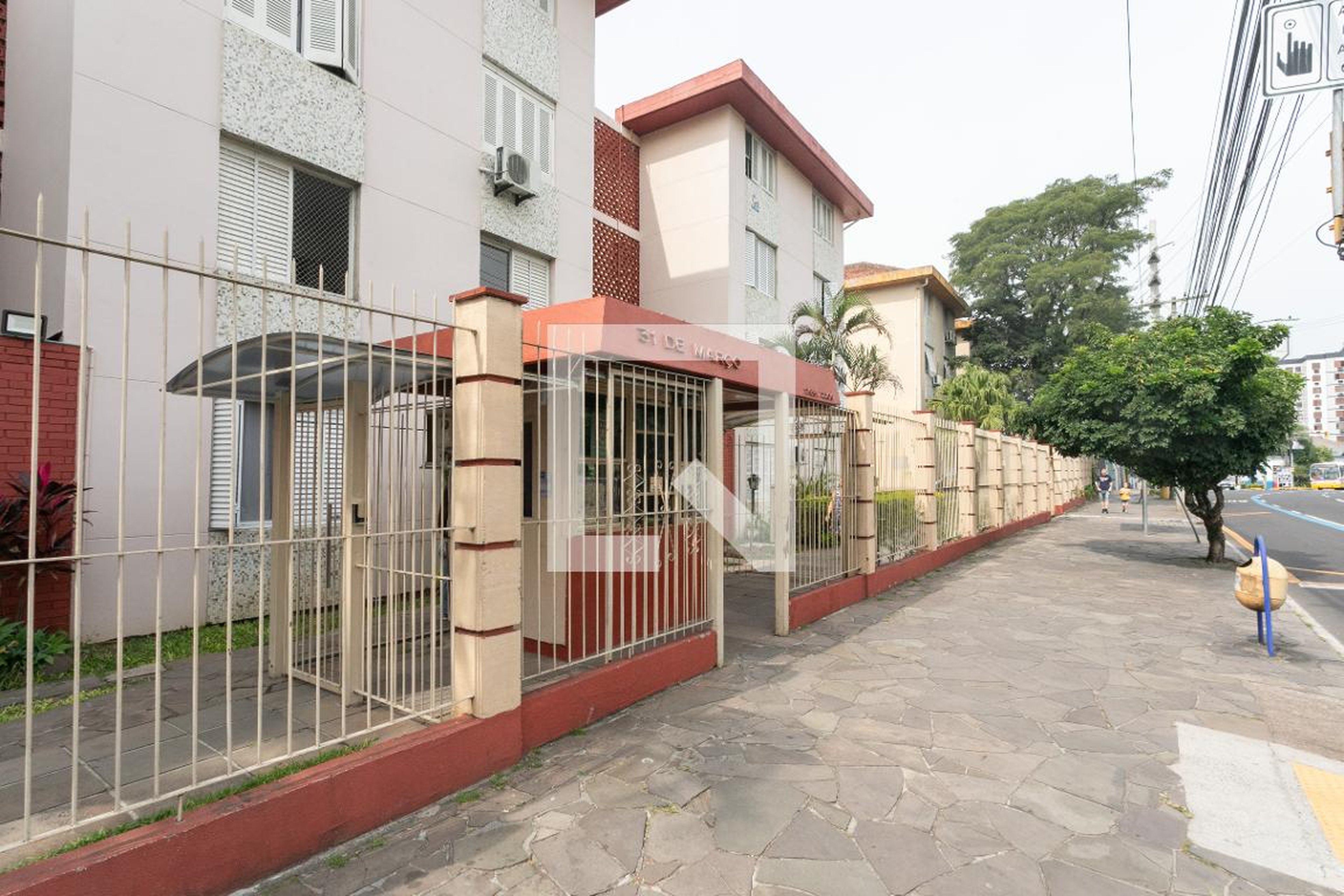 Fachada do Prédio Condomínio em Avenida Plínio Brasil Milano, 2191