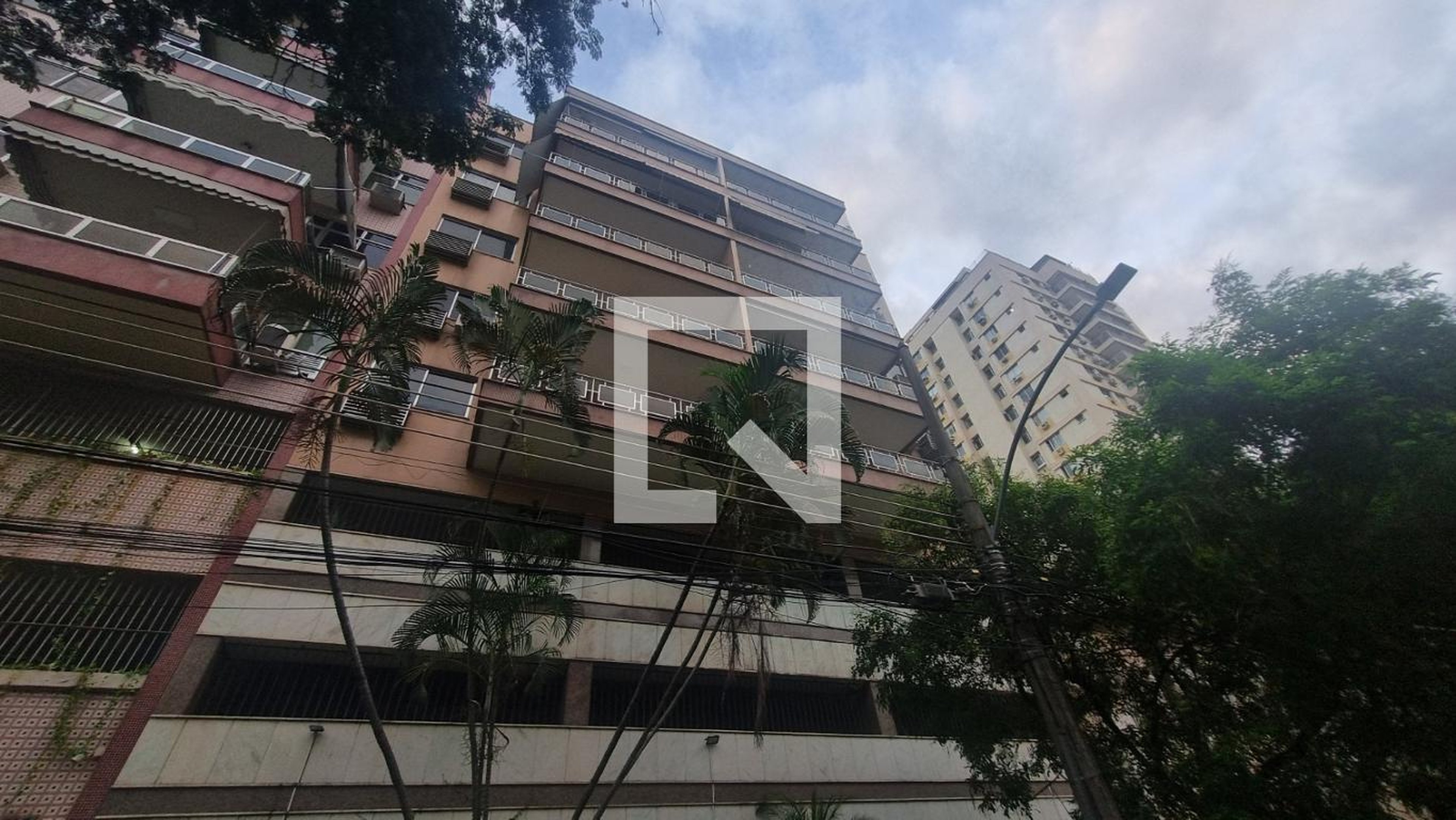 Fachada Edifício Nova Tijuca