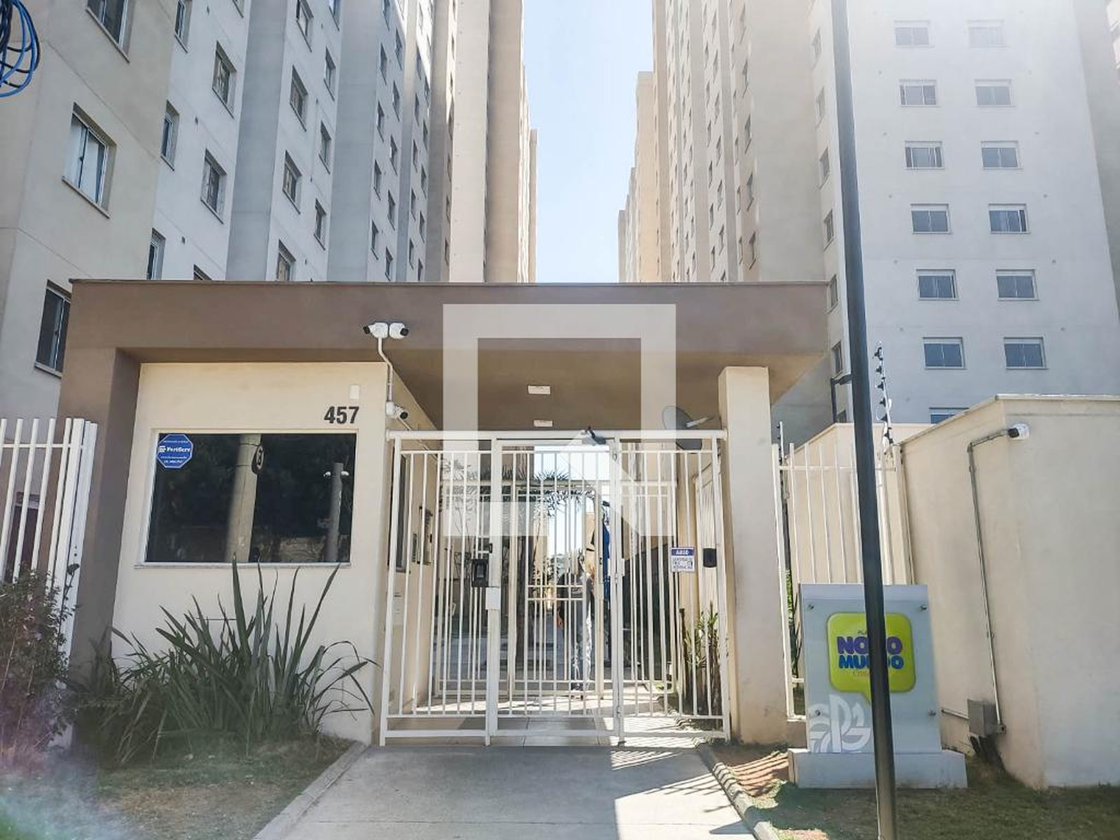 Fachada Condomínio Plano&Novo Mundo