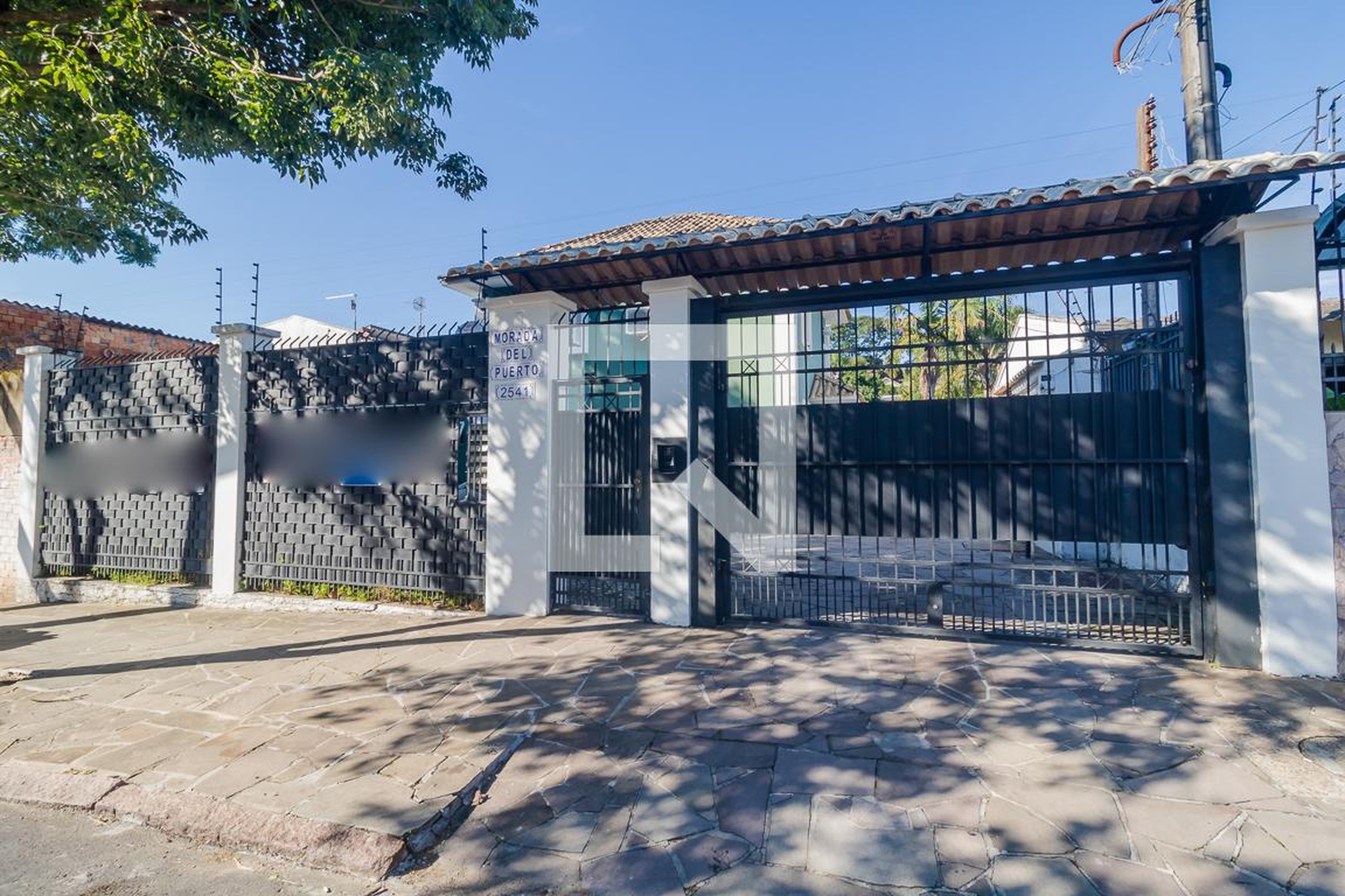 Fachada do Condomínio Condomínio em Rua Landel de Moura, 2541