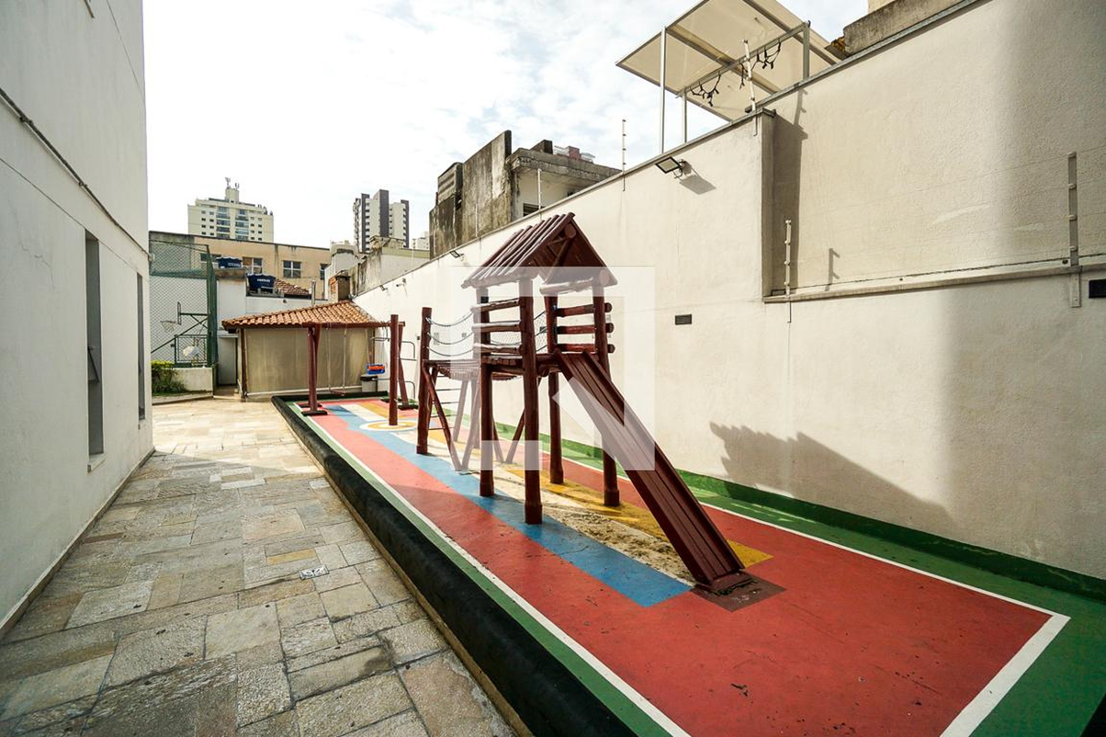 Playground - Edifício Montrachet