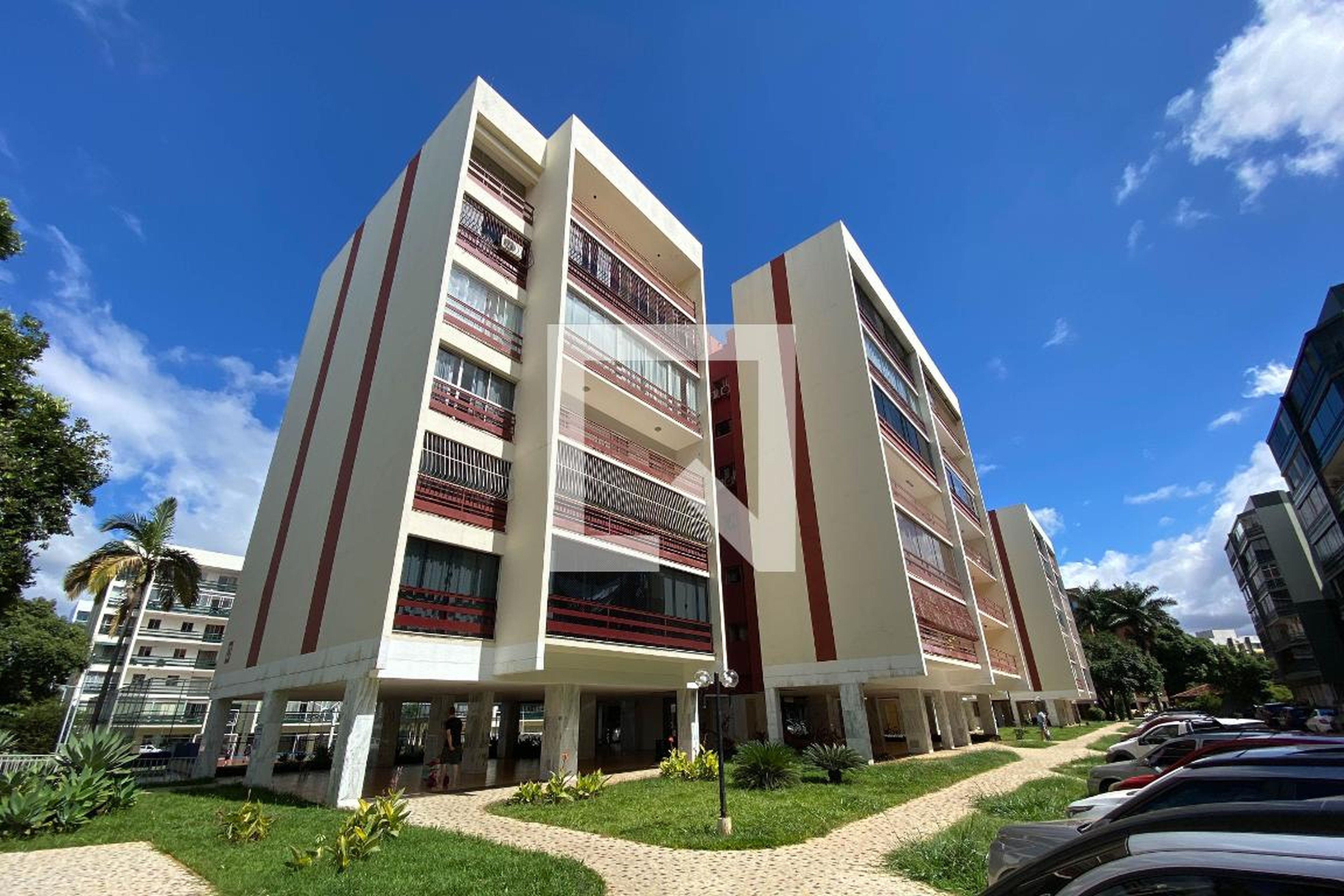 Fachada Condomínio em AOS 4 Bloco D, 0