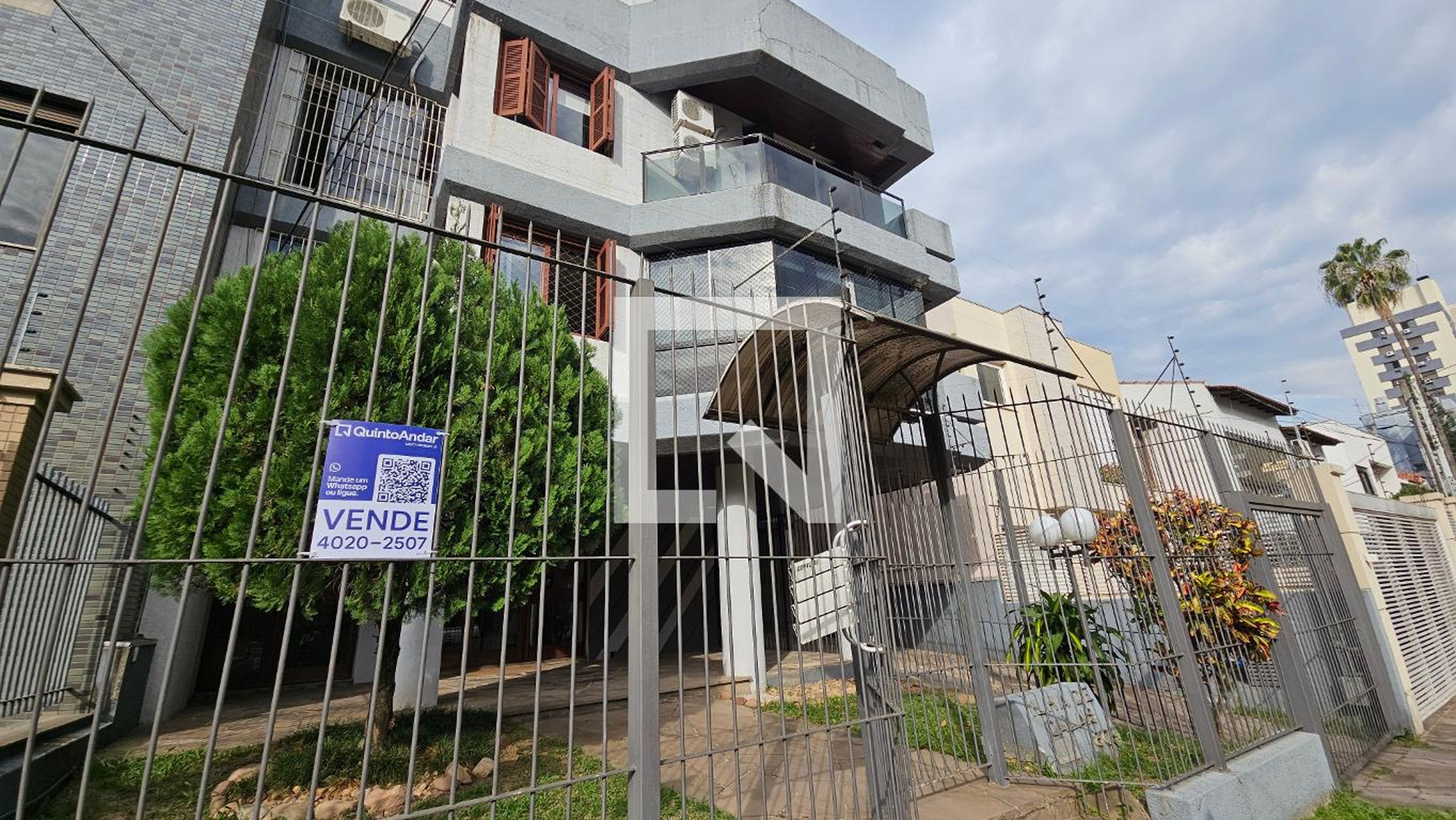 Fachada Edifício Ilha de Calais