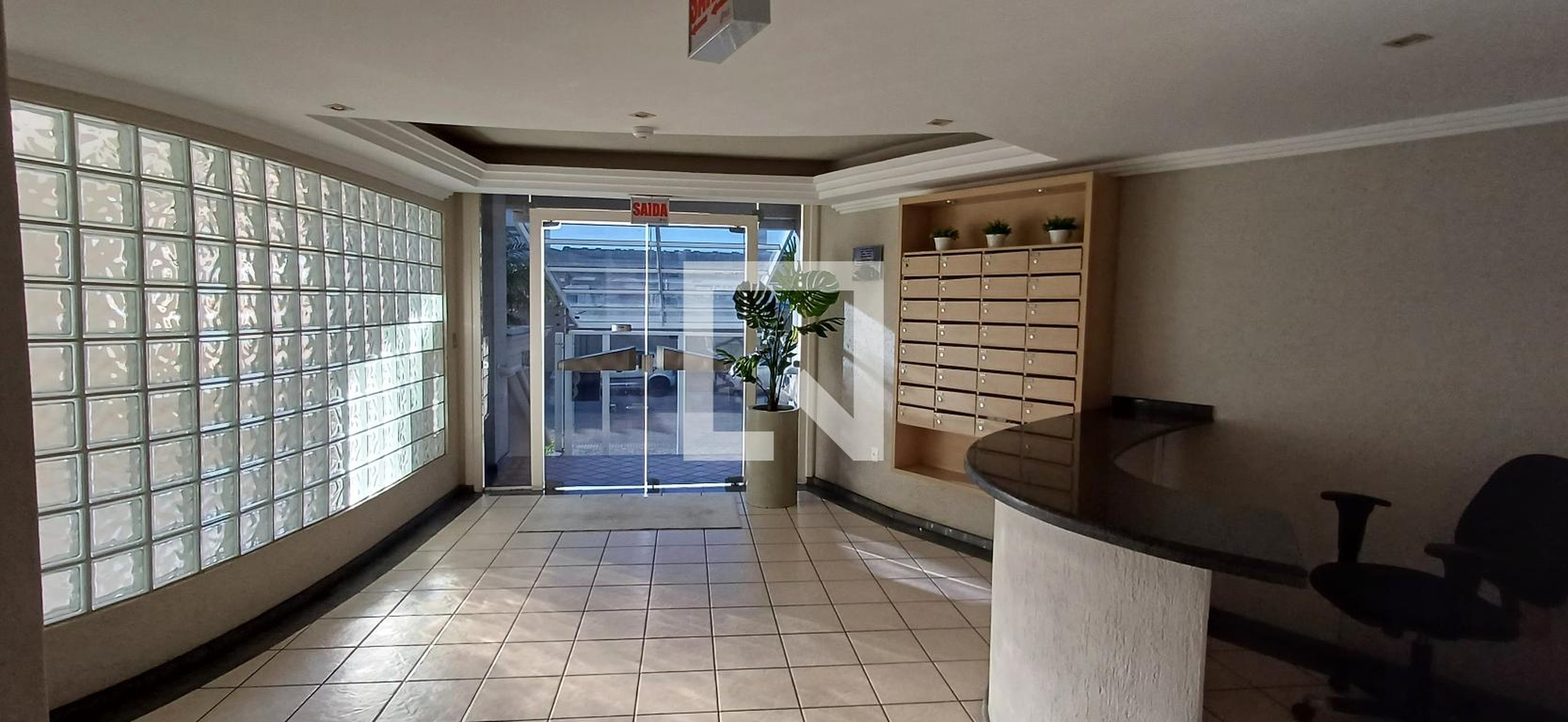 Hall de entrada - Ed. Residencial Dolomite