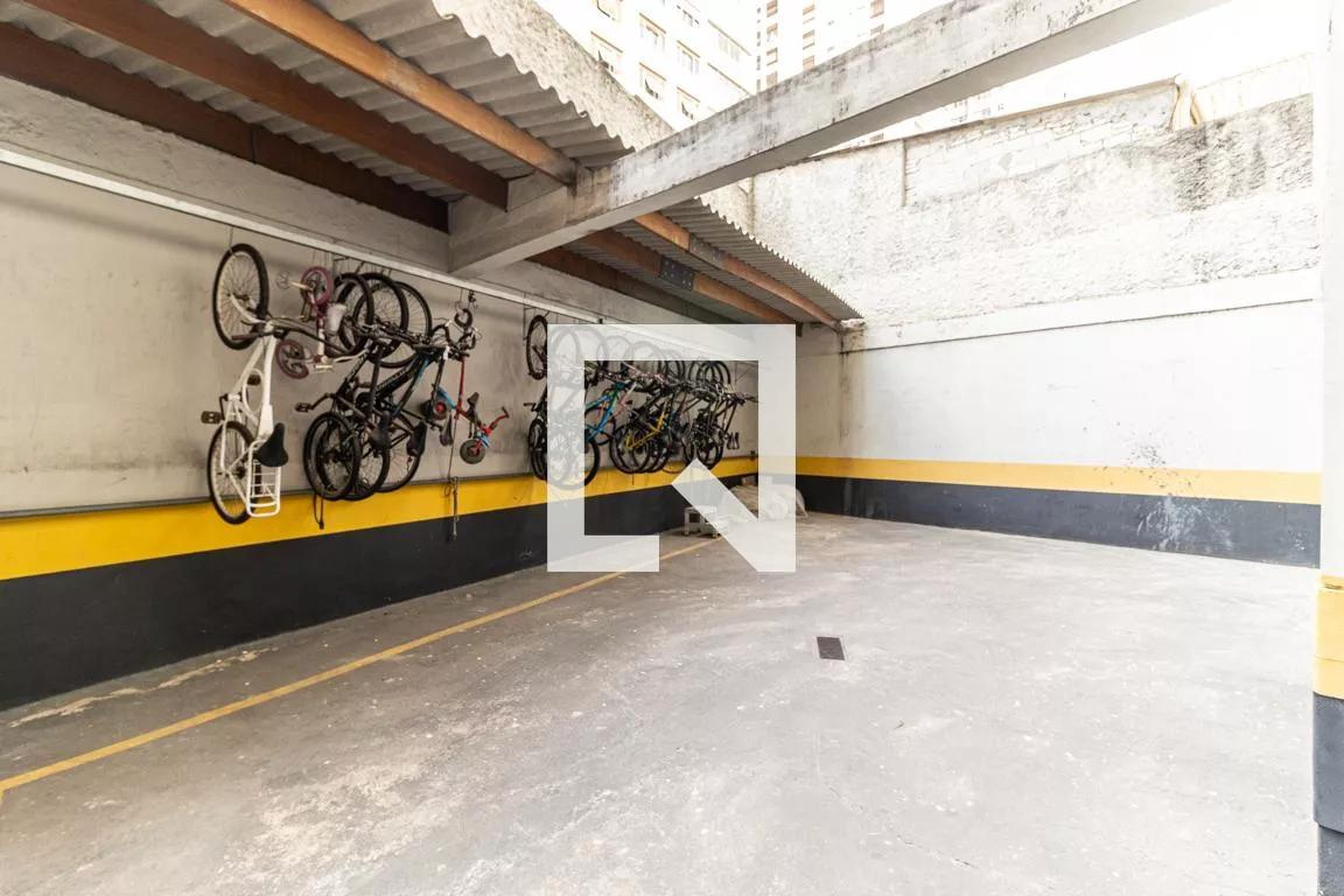 Bicicletário - Britânia