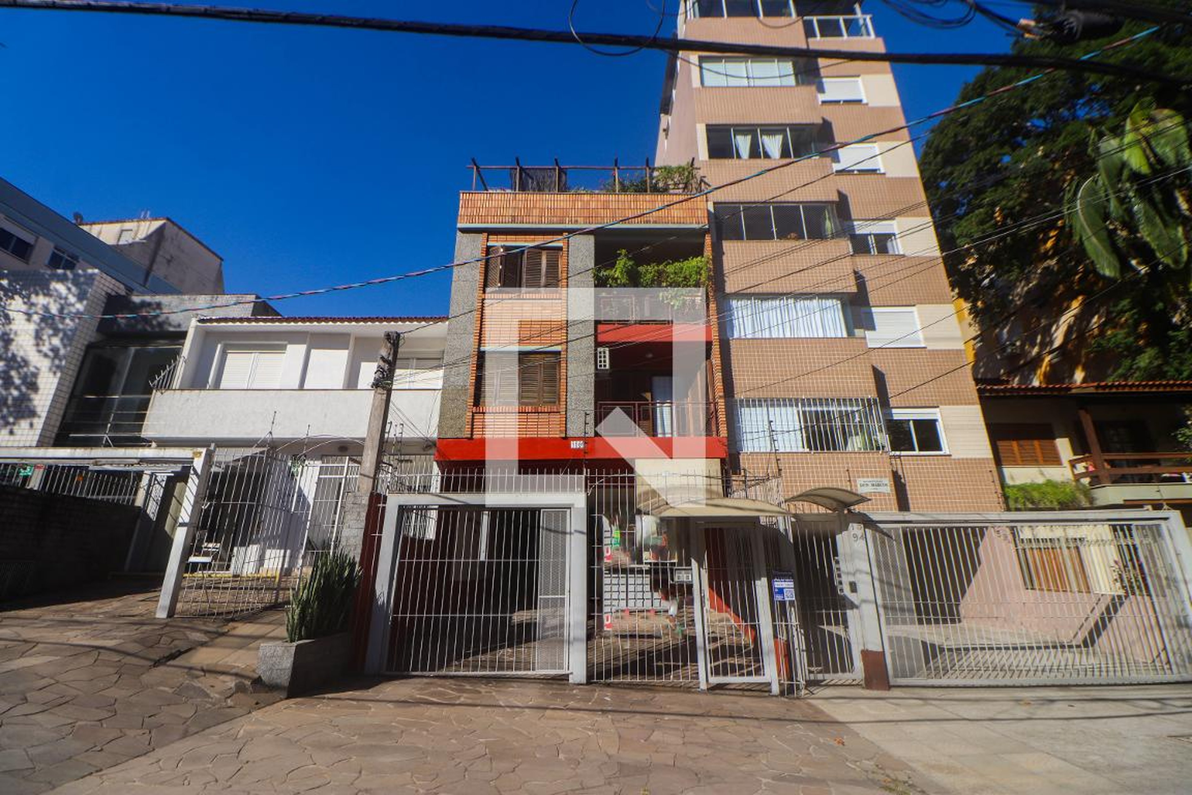 Fachada Condomínio em Avenida Coronel Lucas de Oliveira, 1588