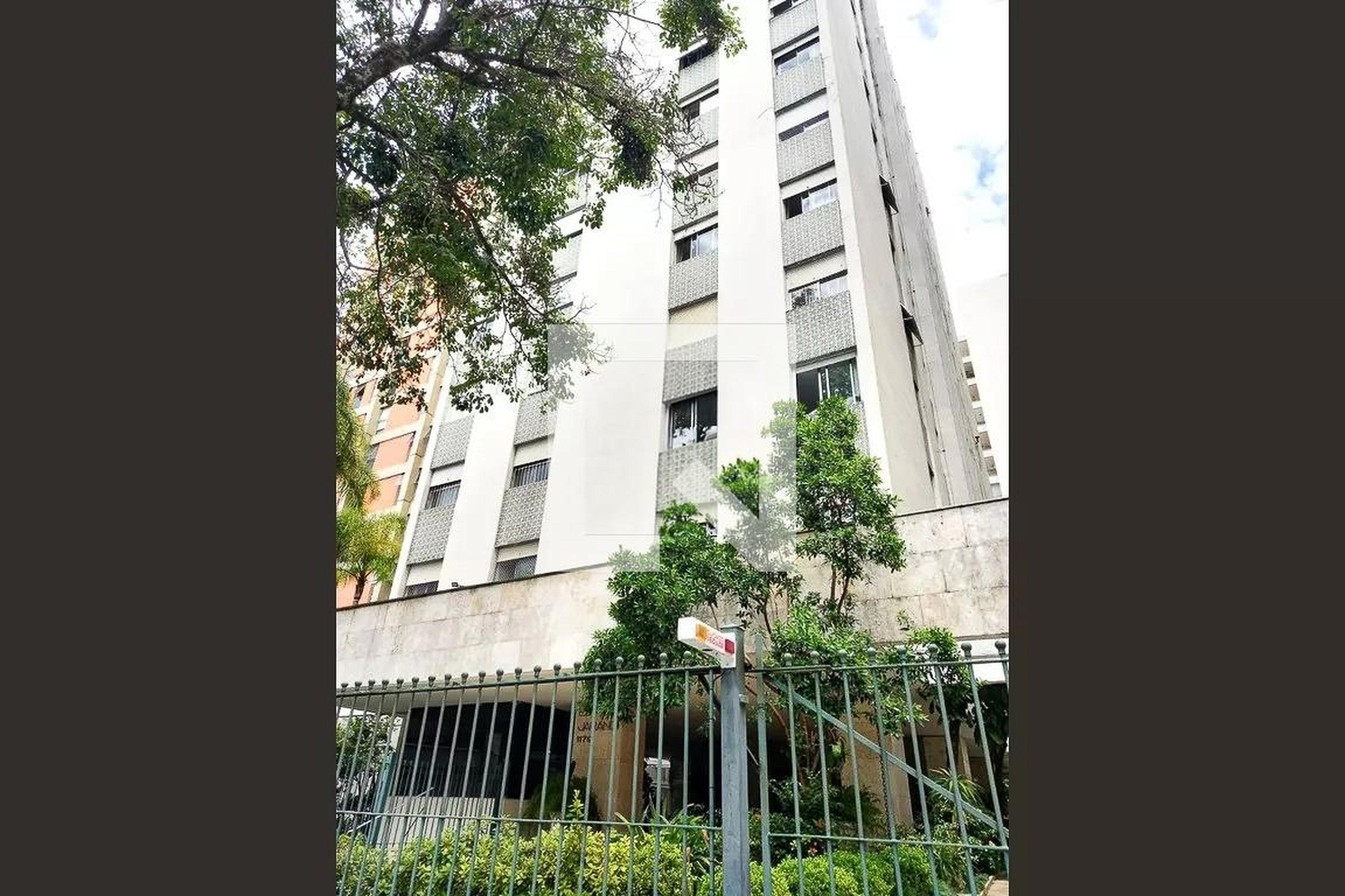 Fachada Condomínio Jarandi