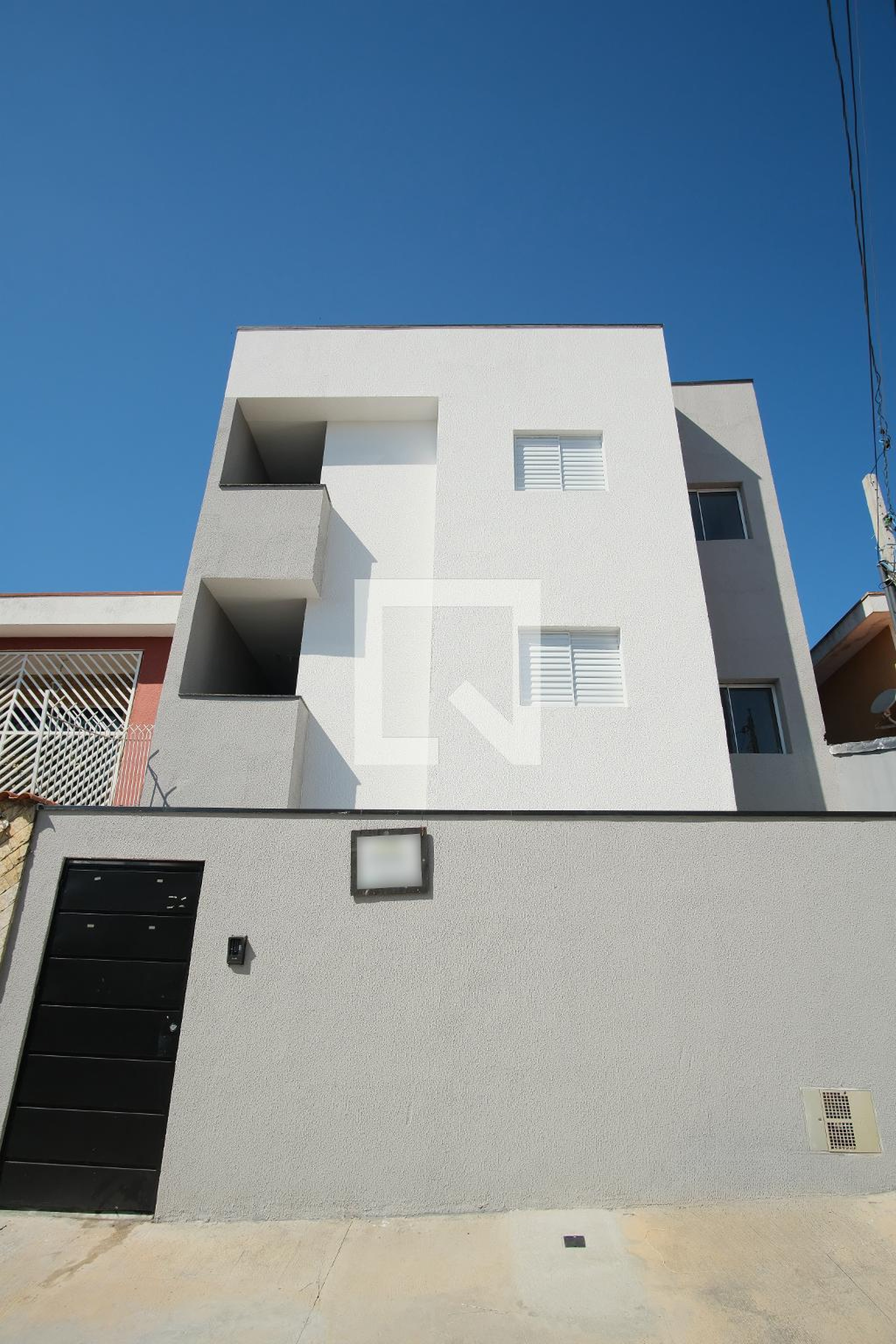 Fachada Condomínio em Rua Juca Mendes, 277