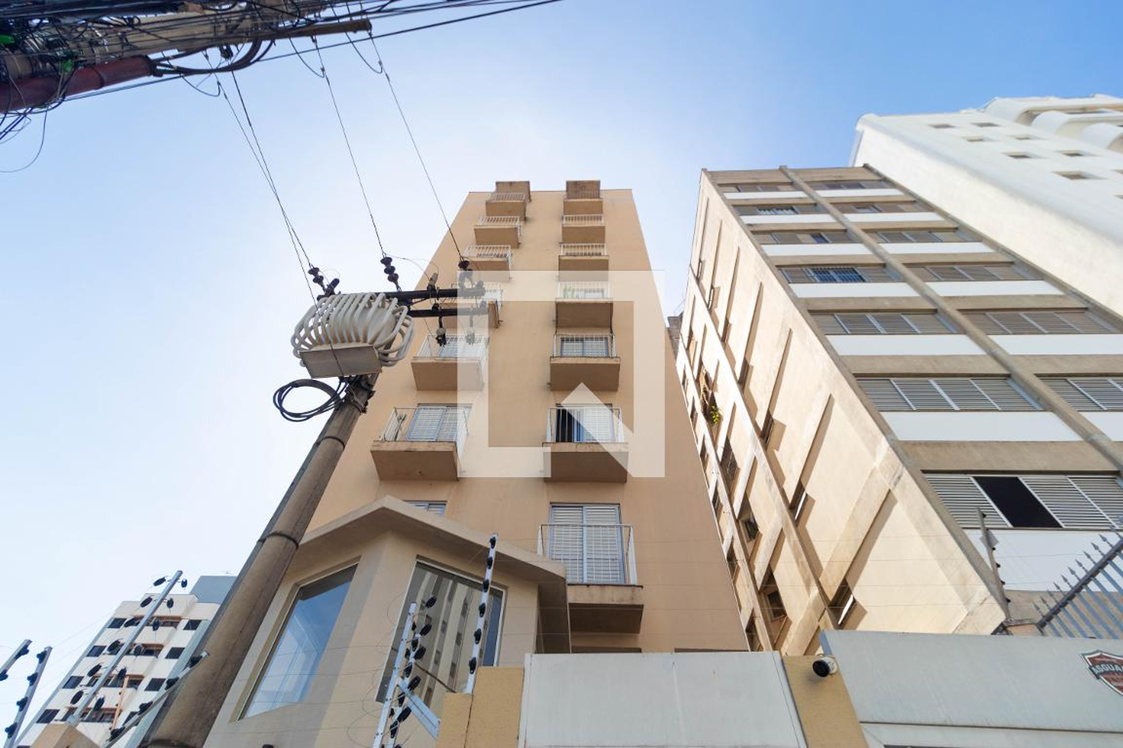 Fachada Condomínio em Rua Coronel Quirino, 2162