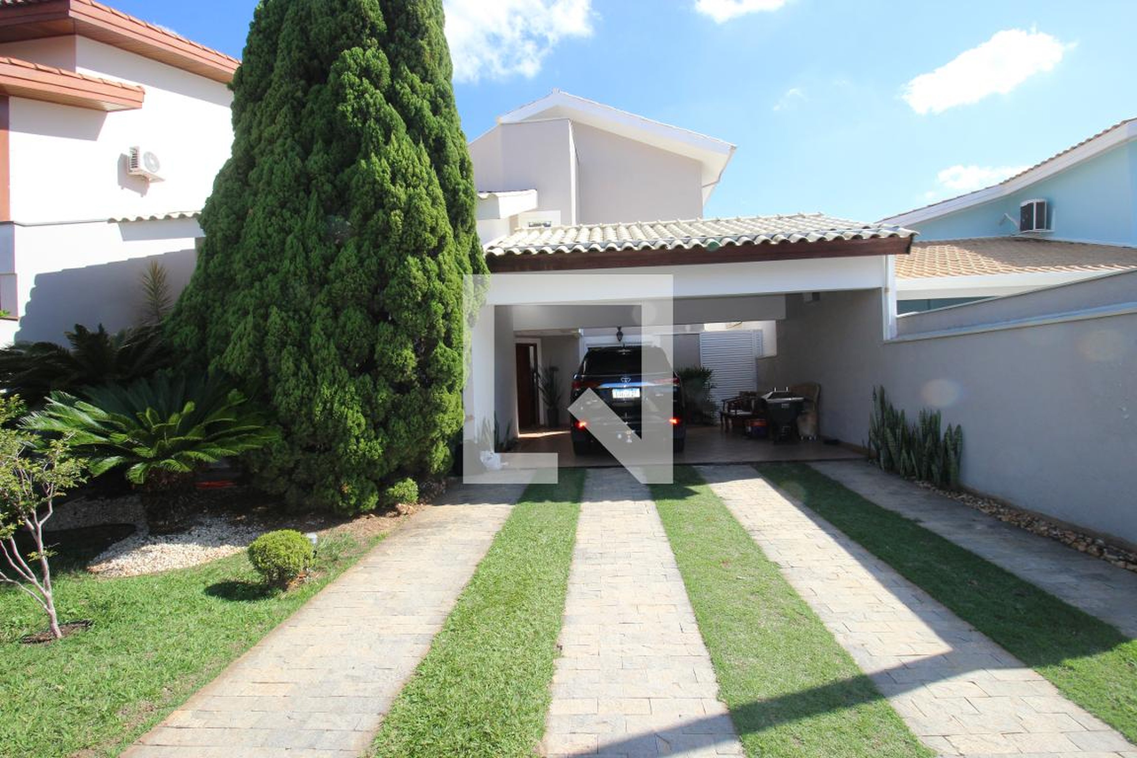 Fachada Condomínio Granja Olga III