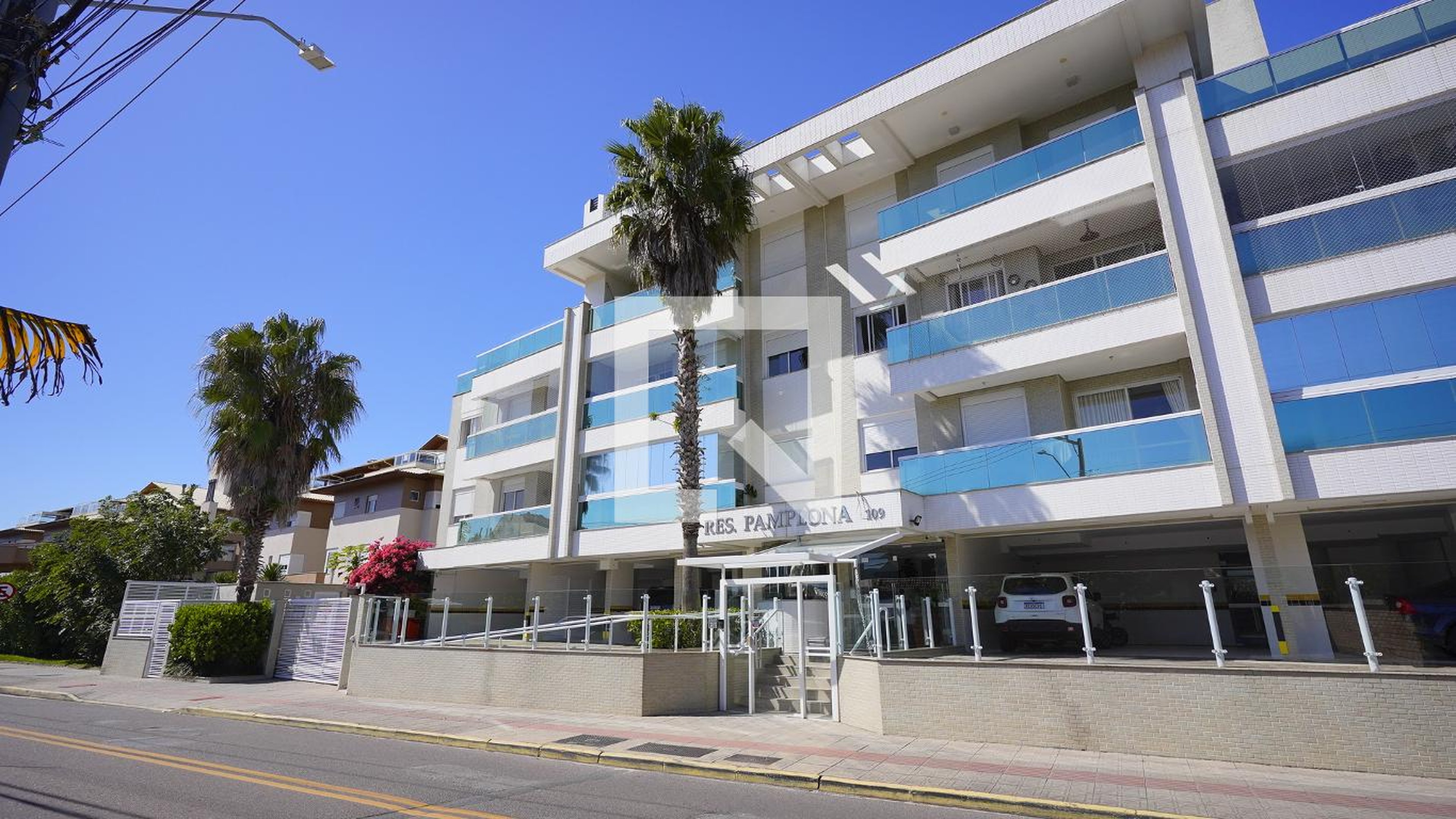 Fachada do Prédio Condomínio Pamplona