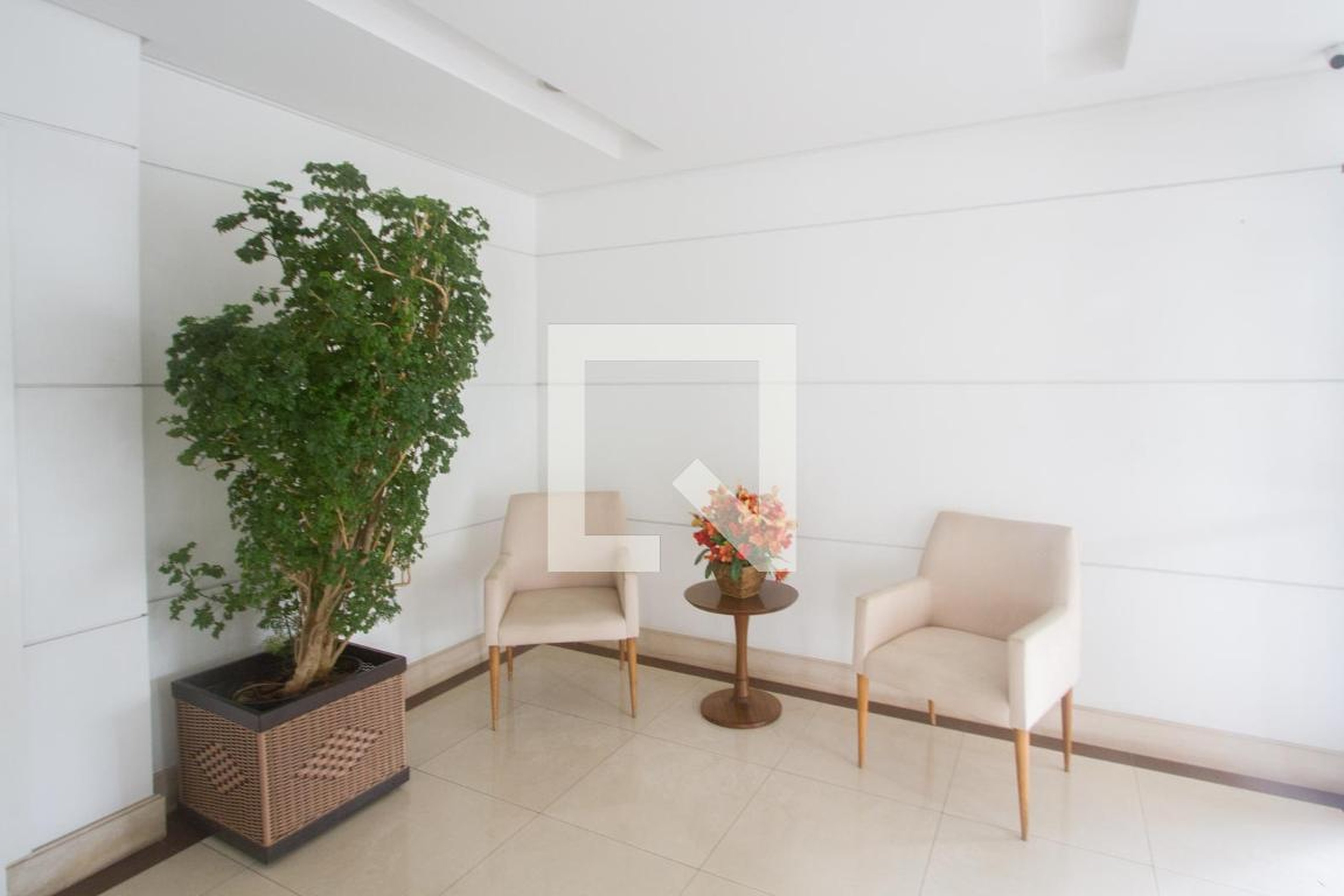 Hall - Quartier Latin