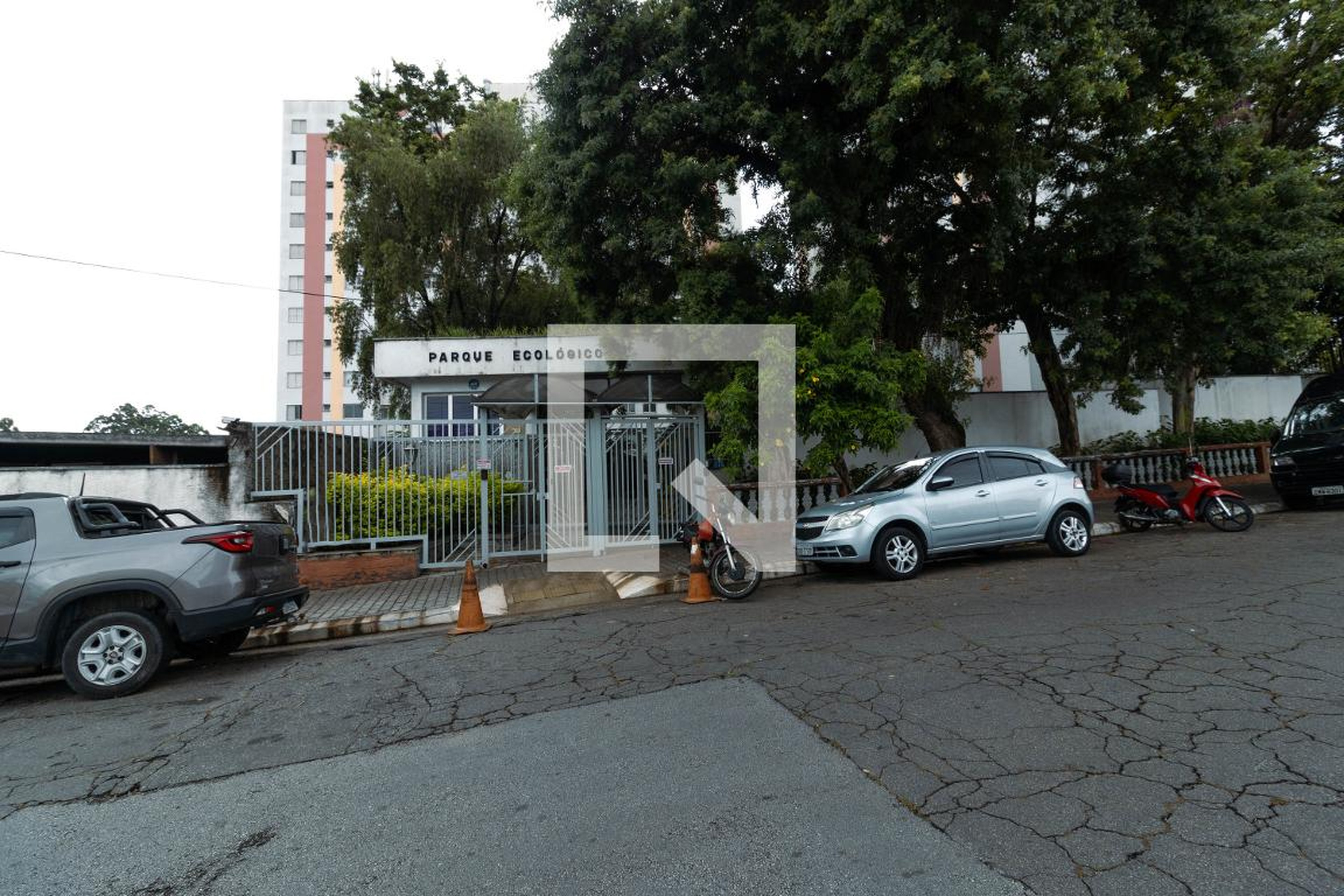 Fachada Condomínio Parque Ecológico